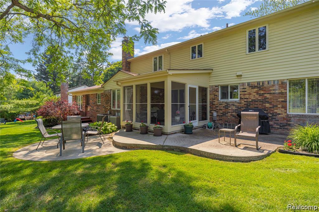 29832 High Valley Court