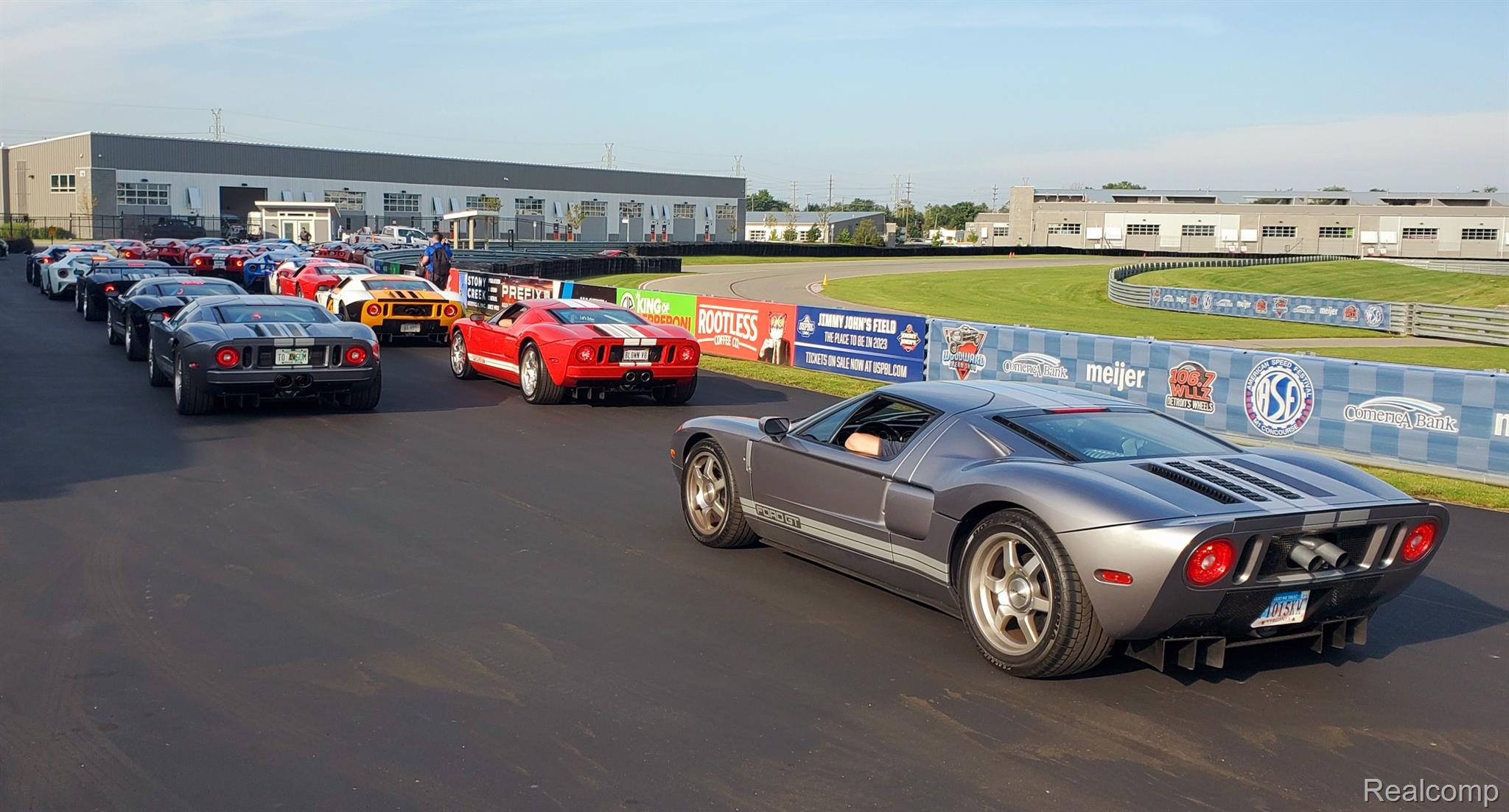 7 STRAIGHTAWAY Drive