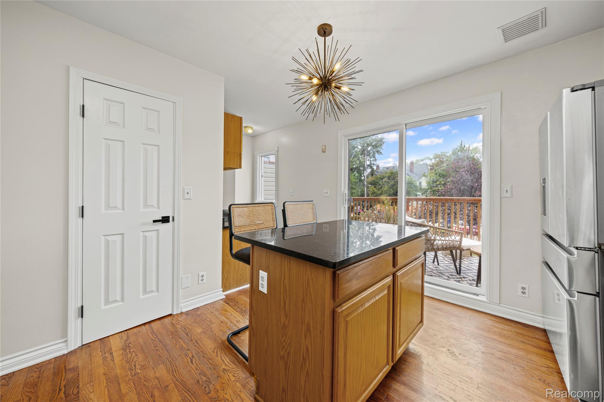 1246 Labrosse Street 1