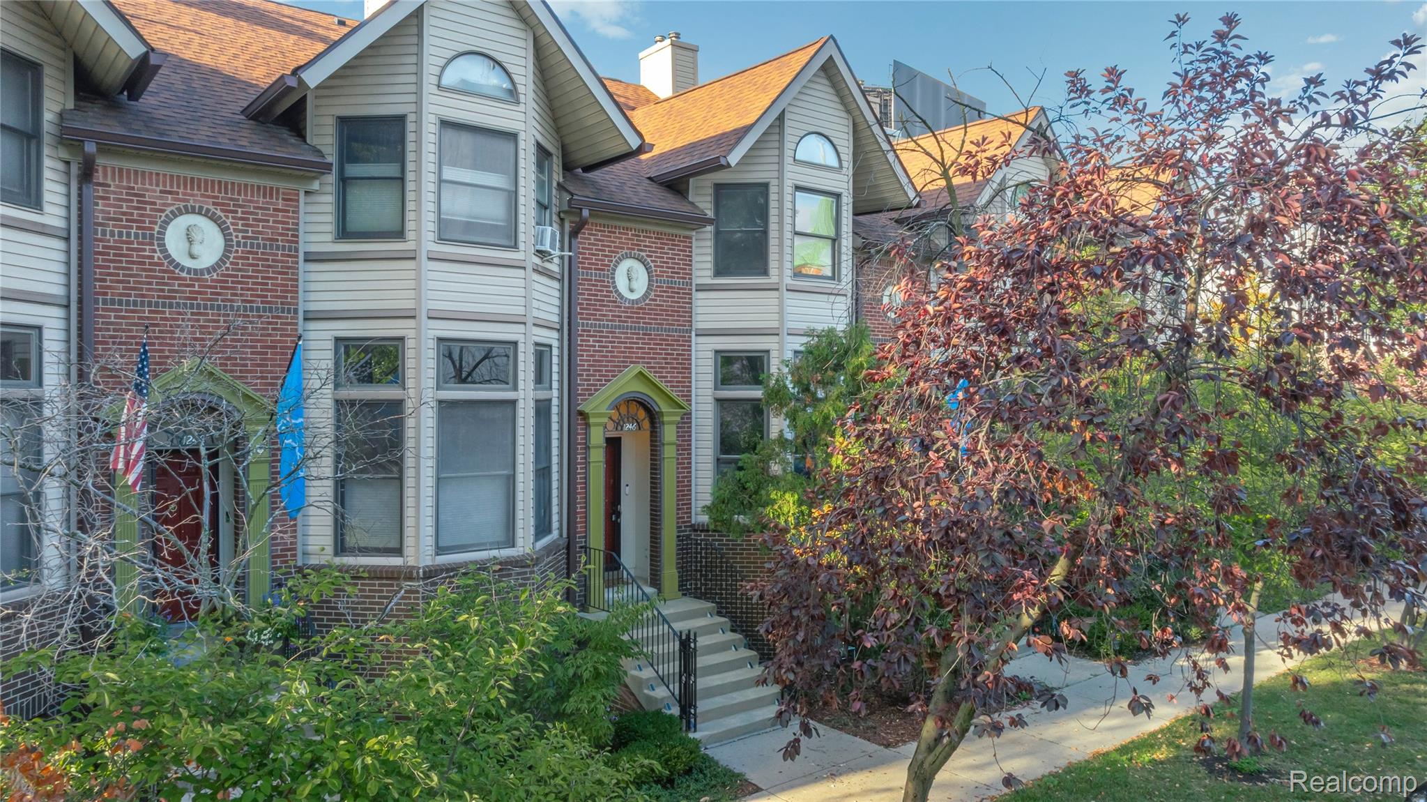 1246 Labrosse Street 1