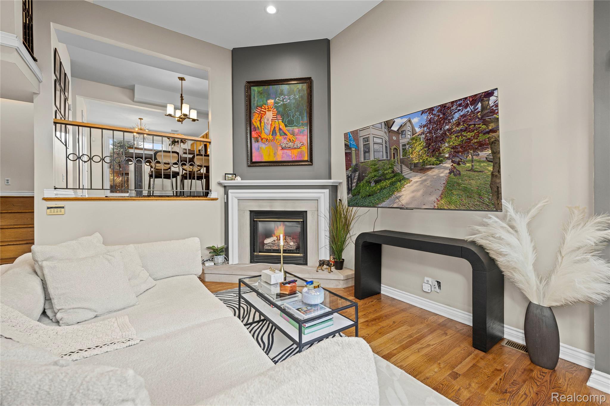 1246 Labrosse Street 1