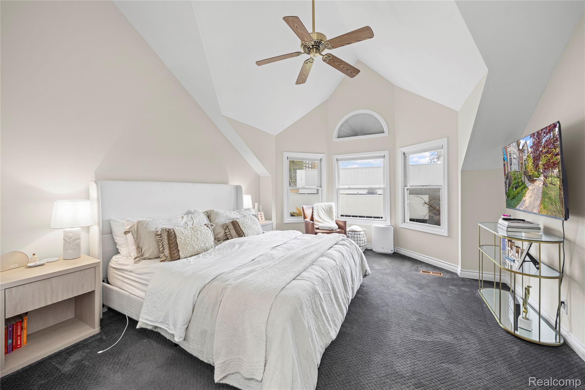 1246 Labrosse Street 1