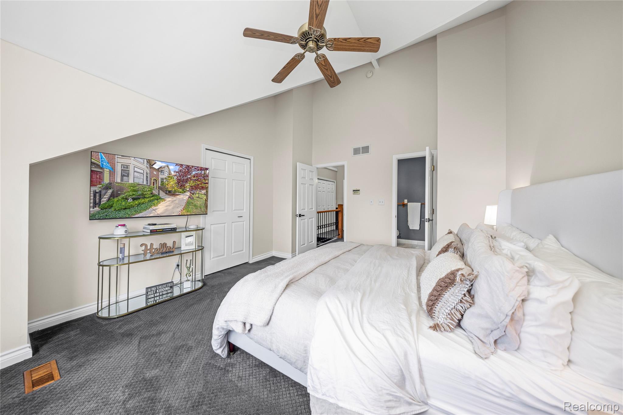 1246 Labrosse Street 1