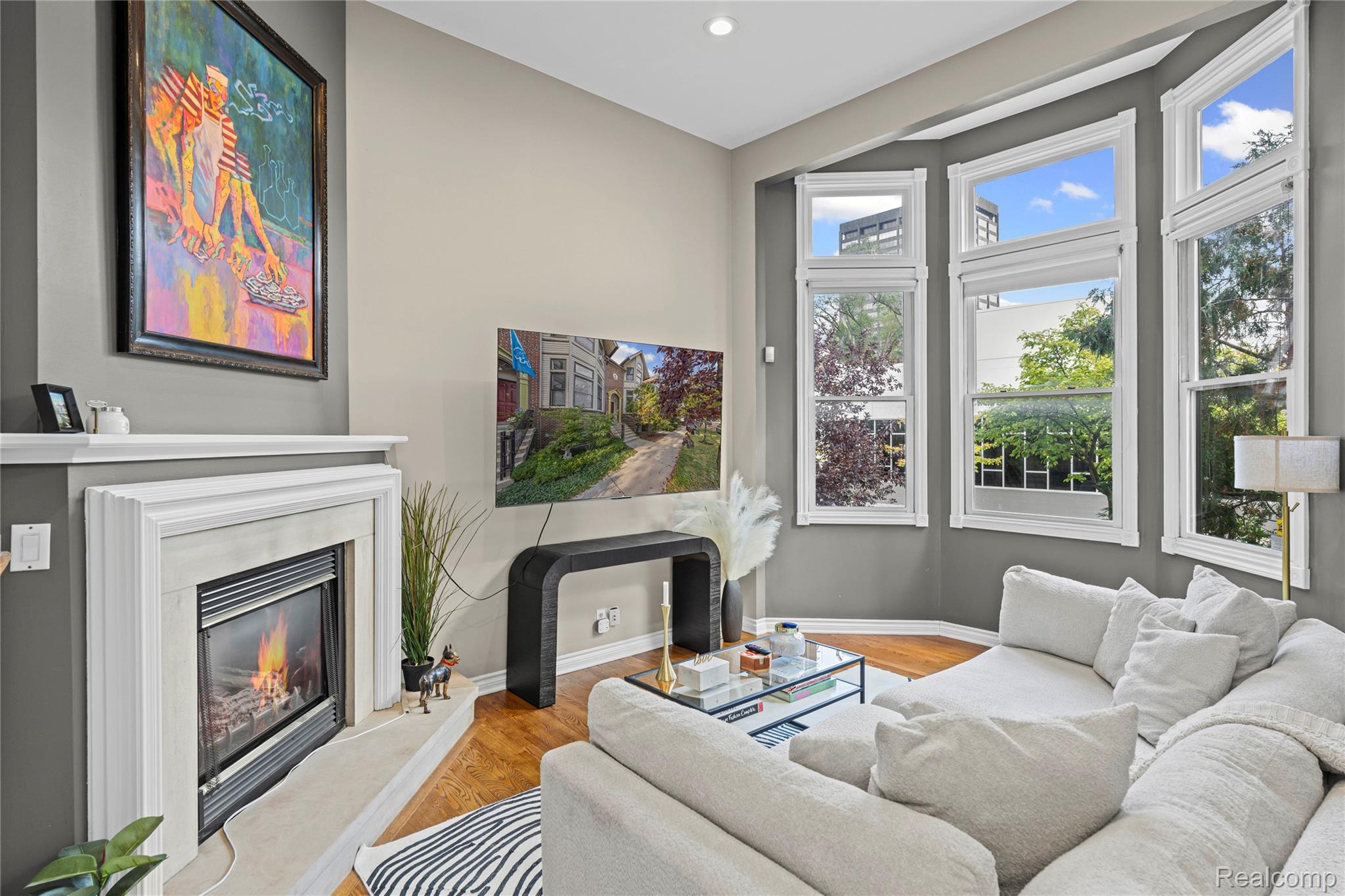 1246 Labrosse Street 1