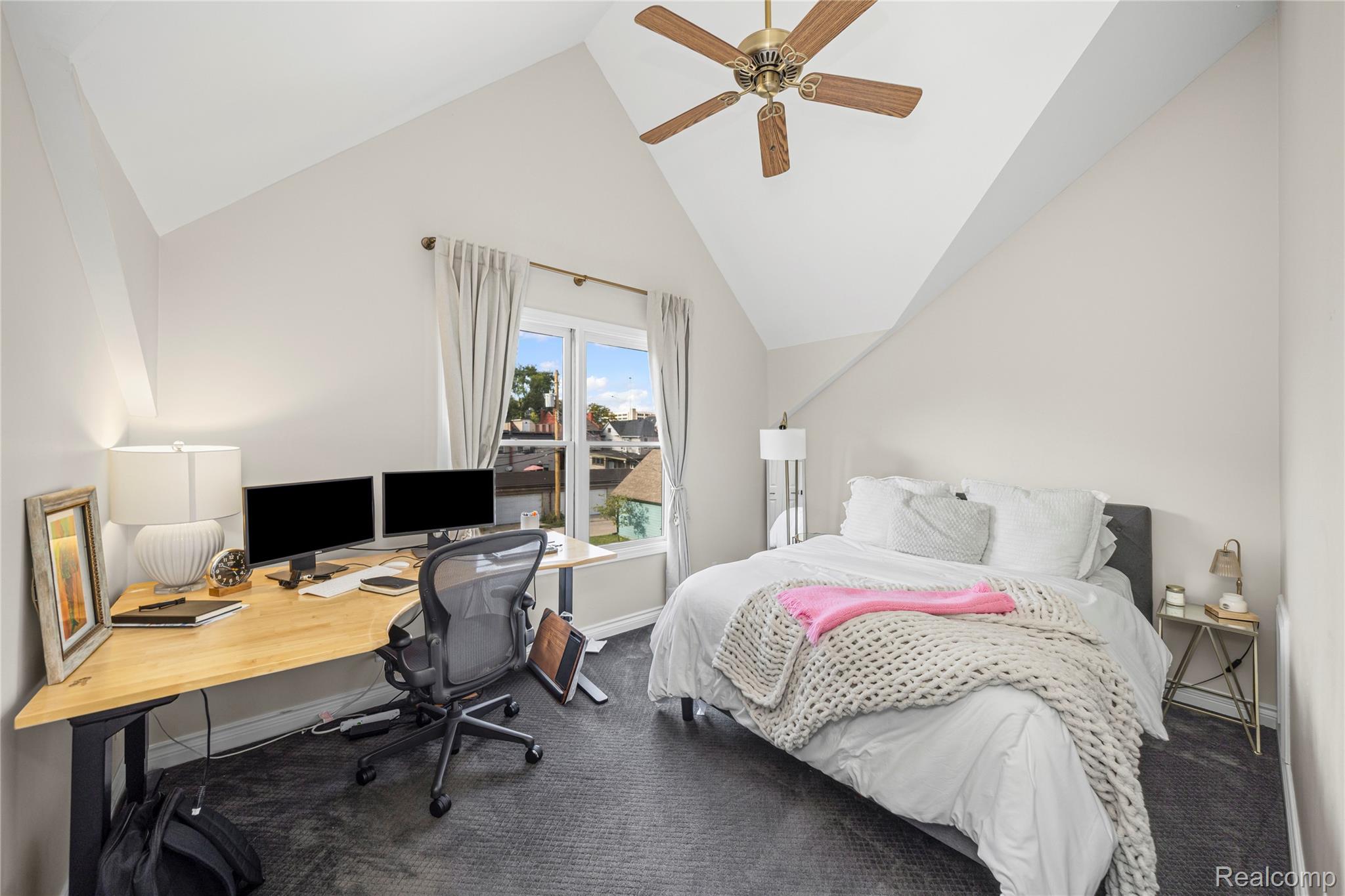 1246 Labrosse Street 1