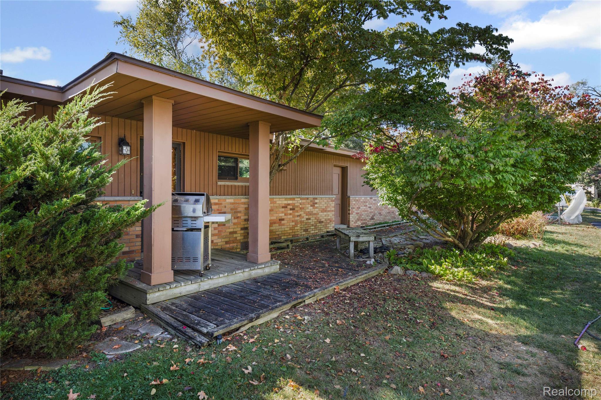6351 Alden Drive