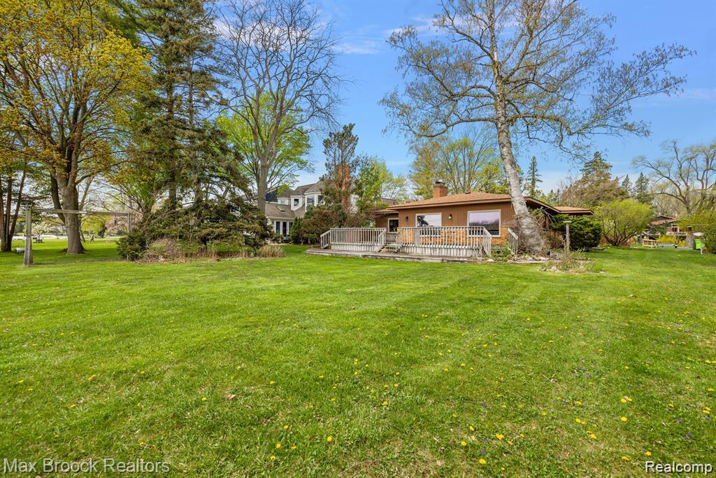 6351 Alden Drive