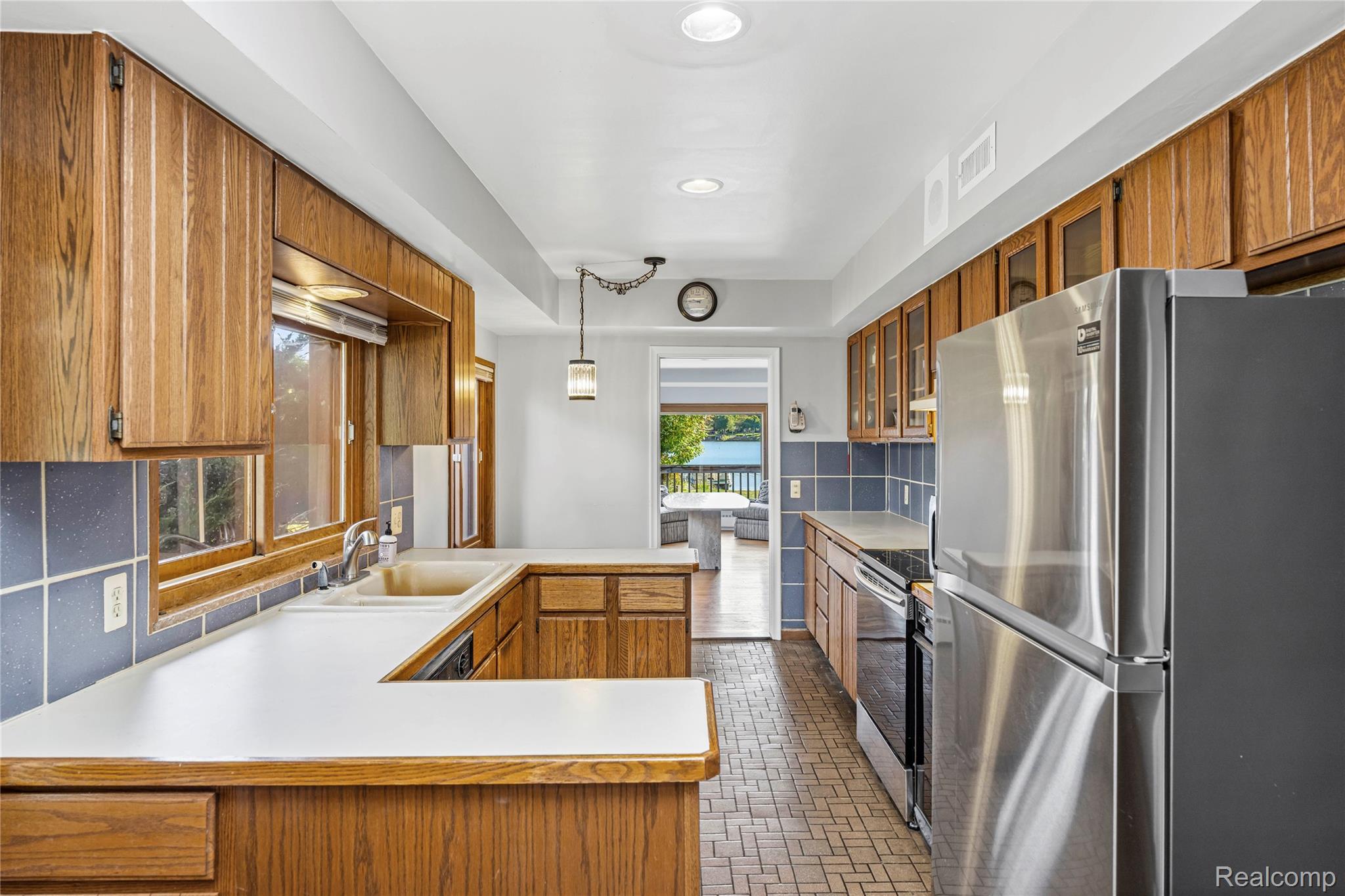 6351 Alden Drive