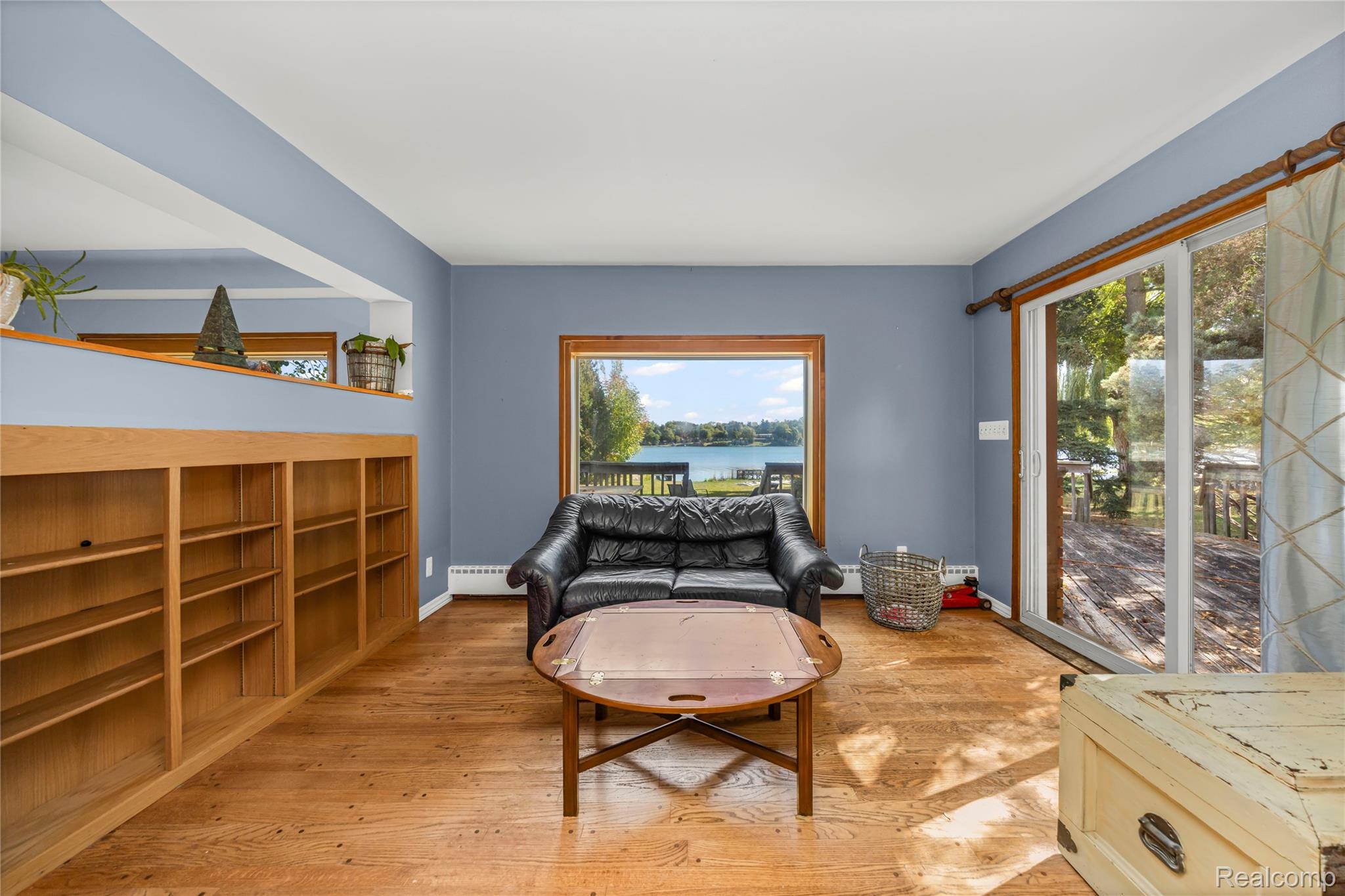 6351 Alden Drive