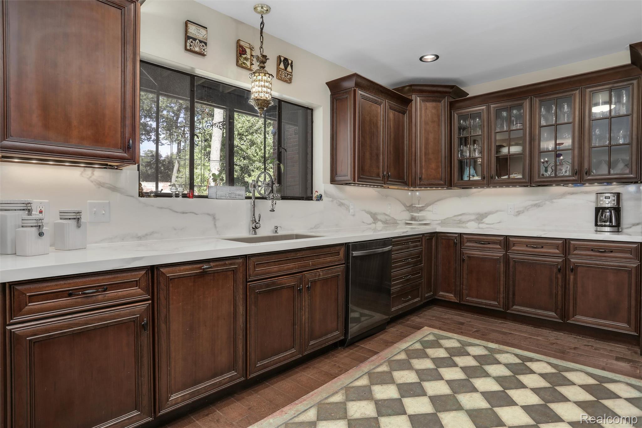 3230 Cambridge Avenue