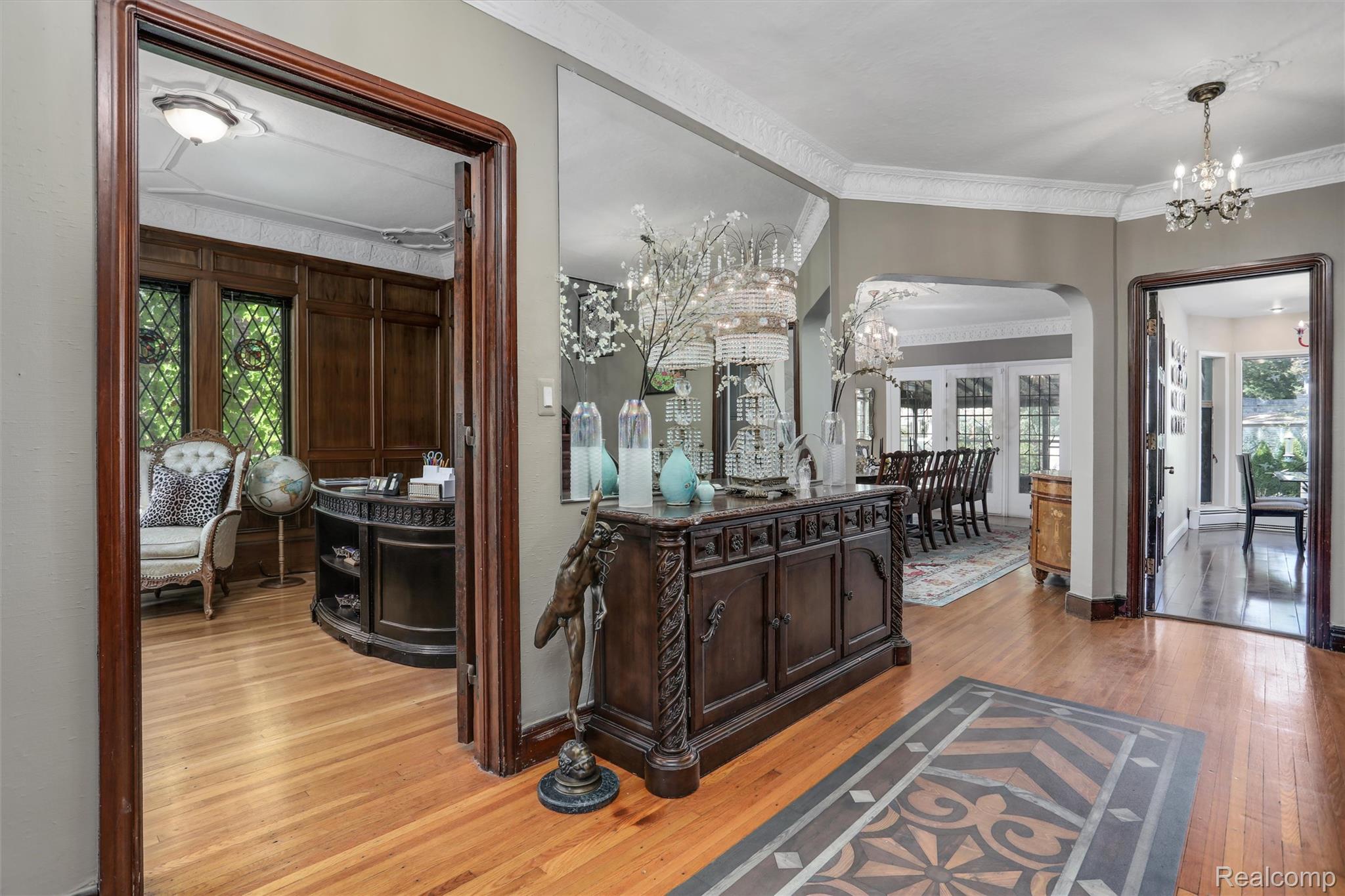 3230 Cambridge Avenue