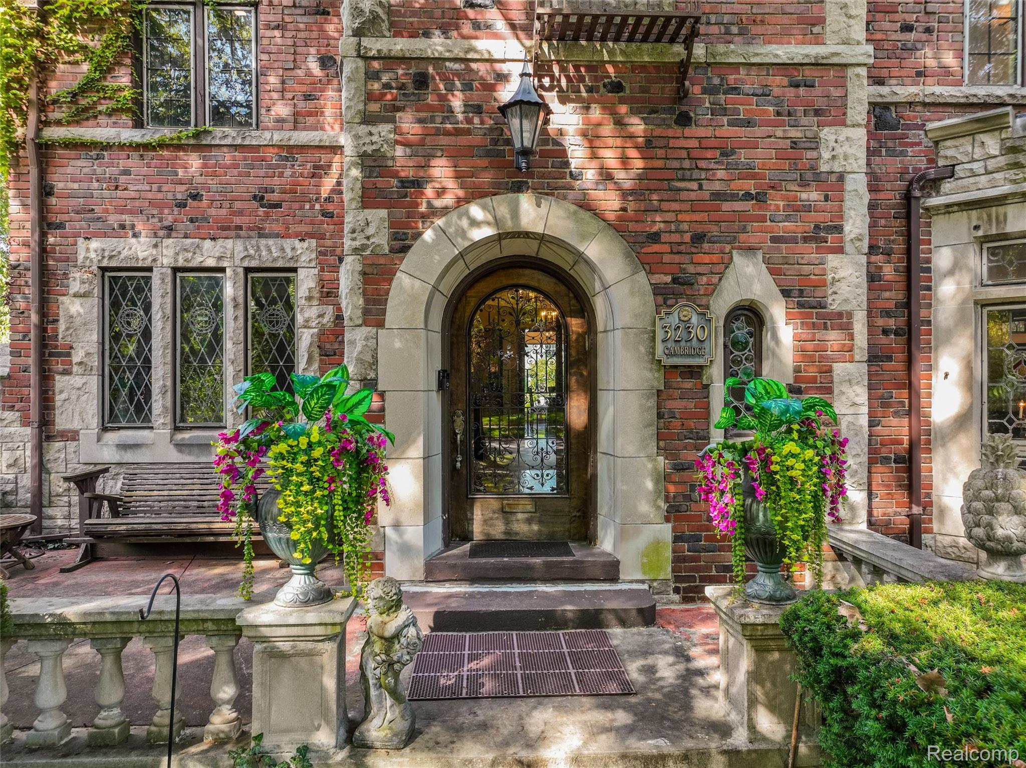 3230 Cambridge Avenue
