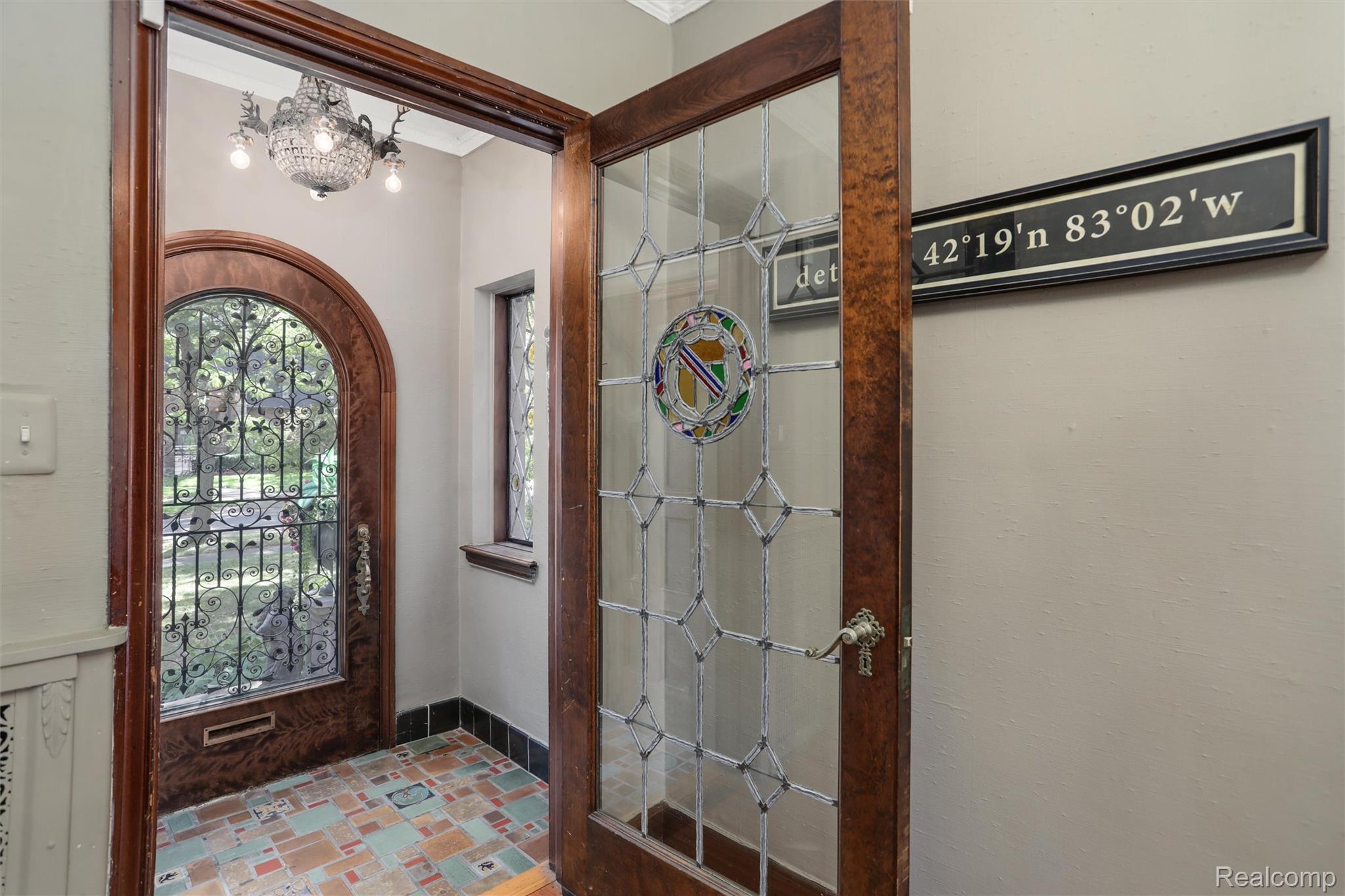 3230 Cambridge Avenue