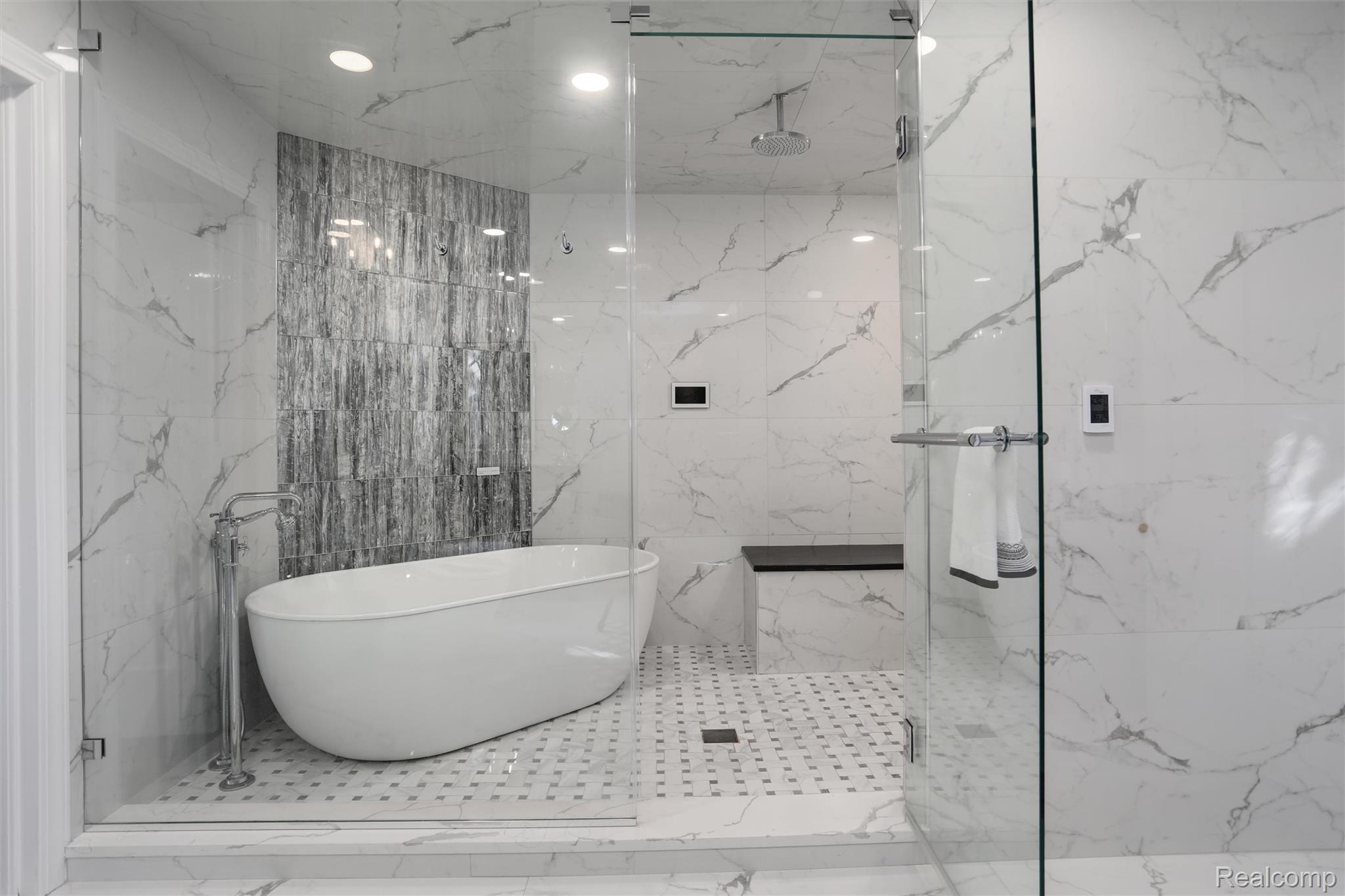 3230 Cambridge Avenue