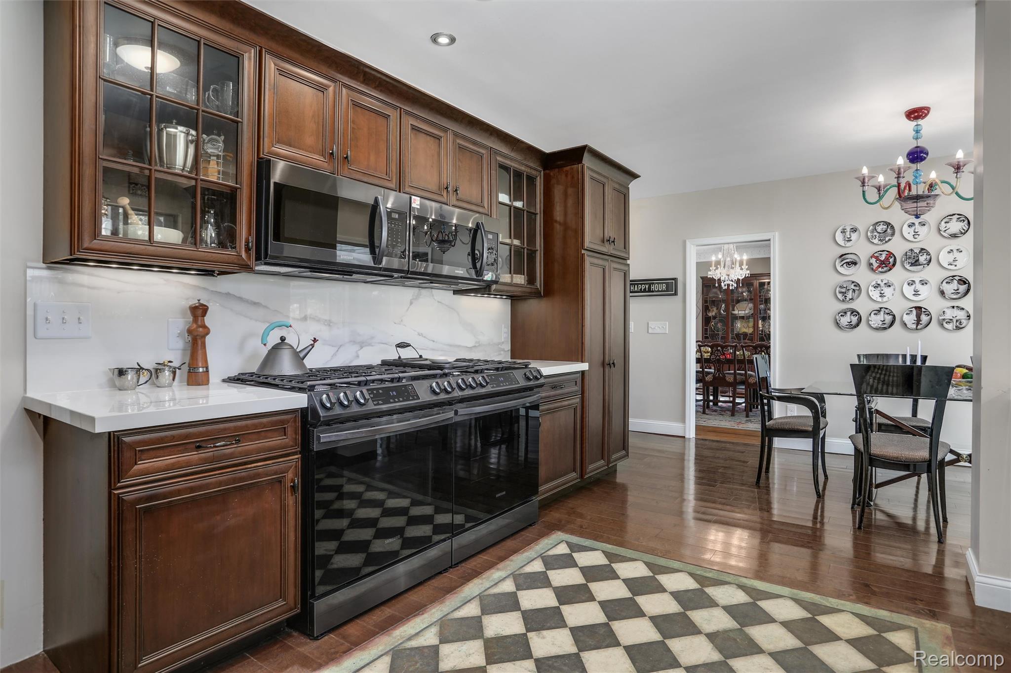 3230 Cambridge Avenue