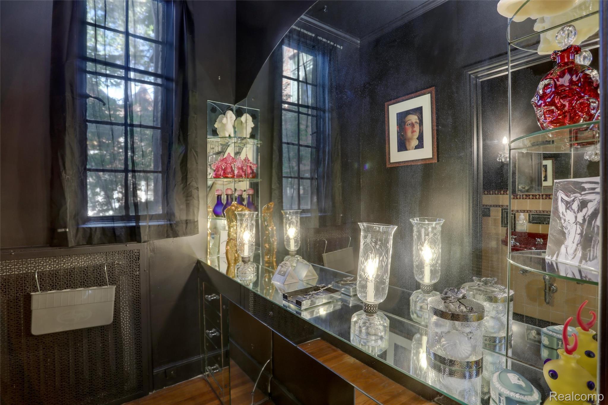 3230 Cambridge Avenue