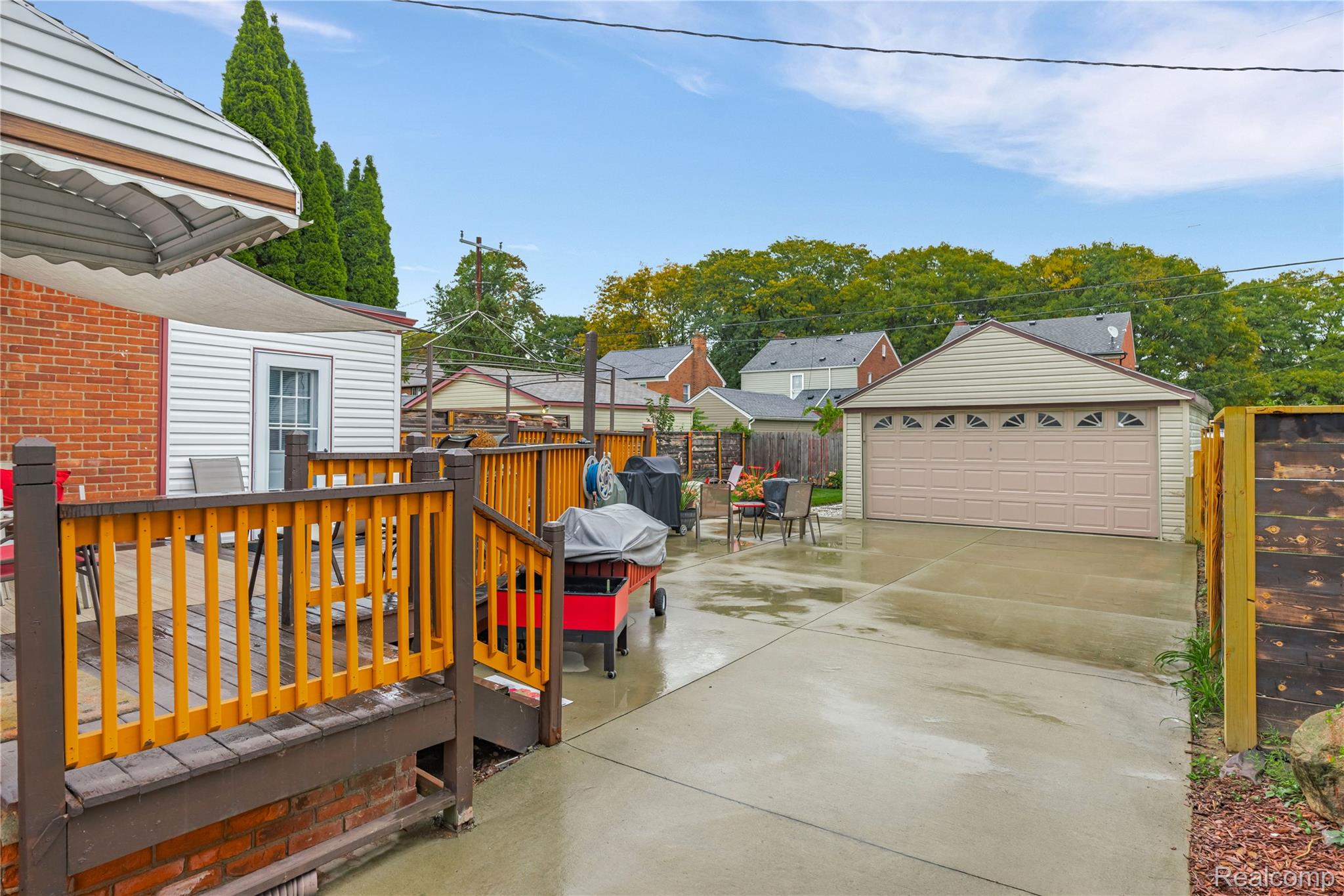 14020 Artesian Street