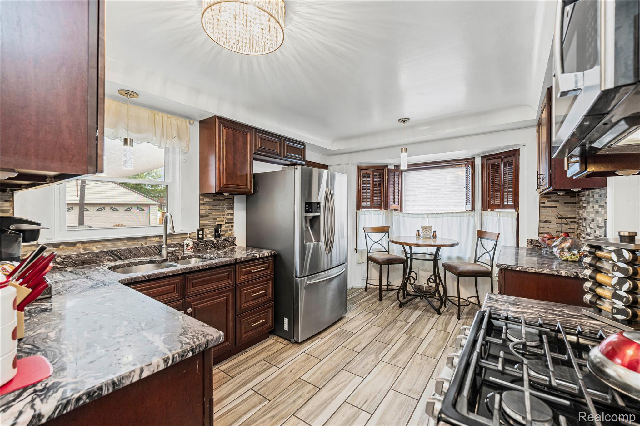 14020 Artesian Street