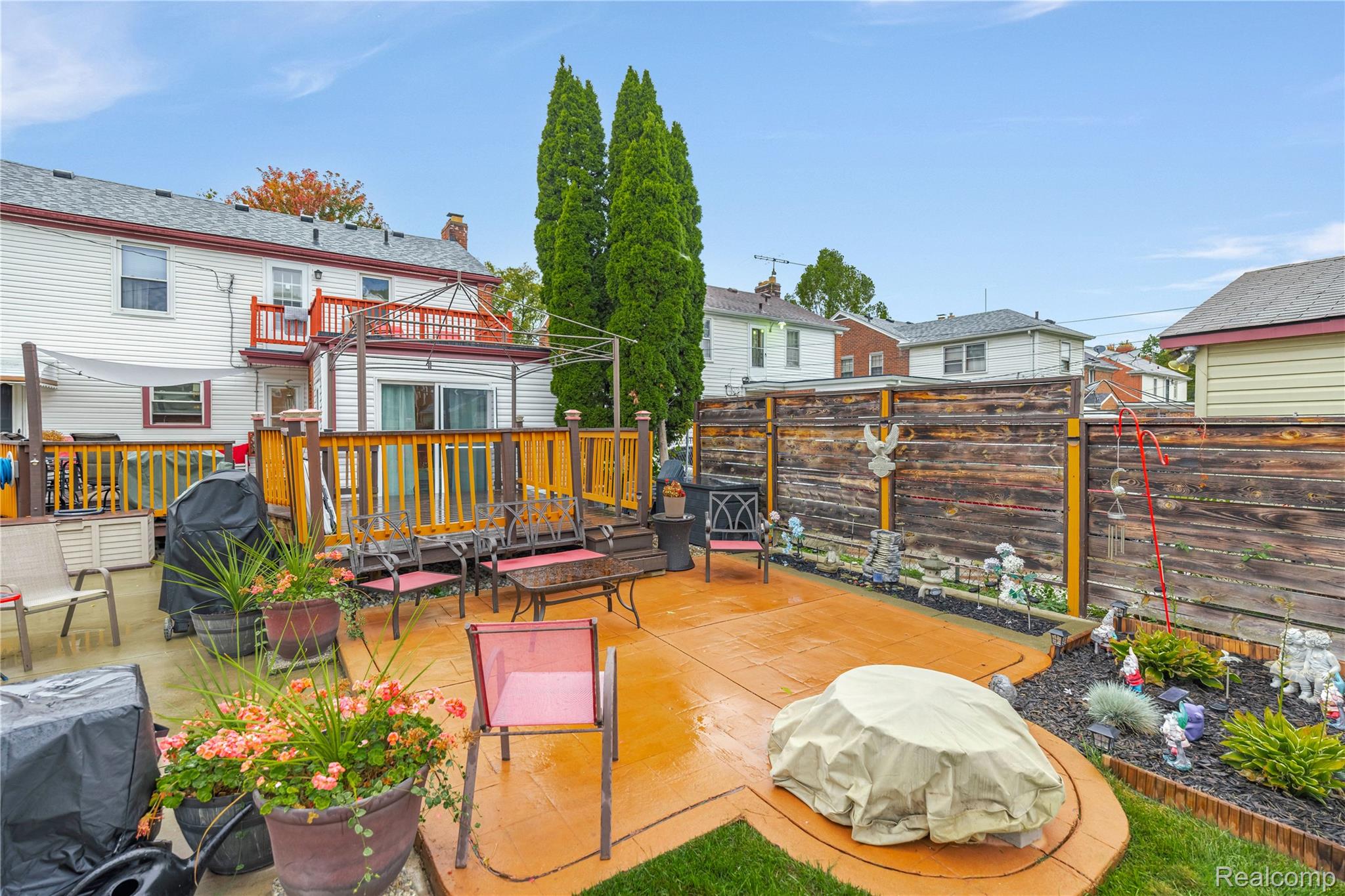 14020 Artesian Street