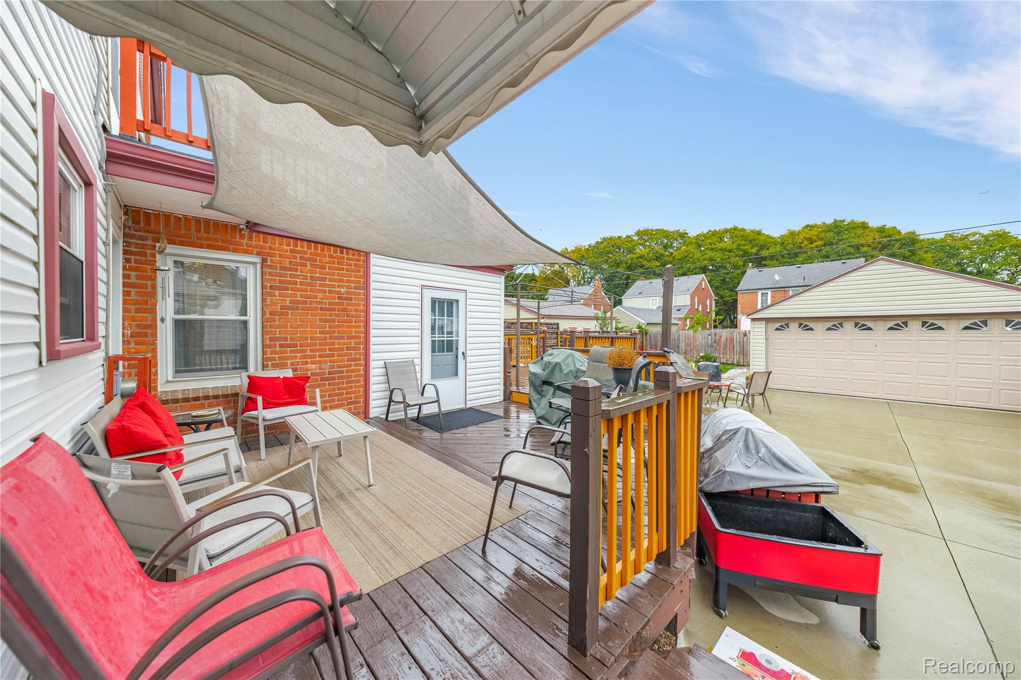 14020 Artesian Street