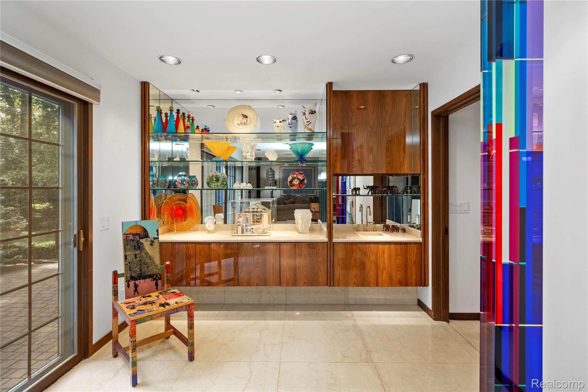 1287 Charrington Road