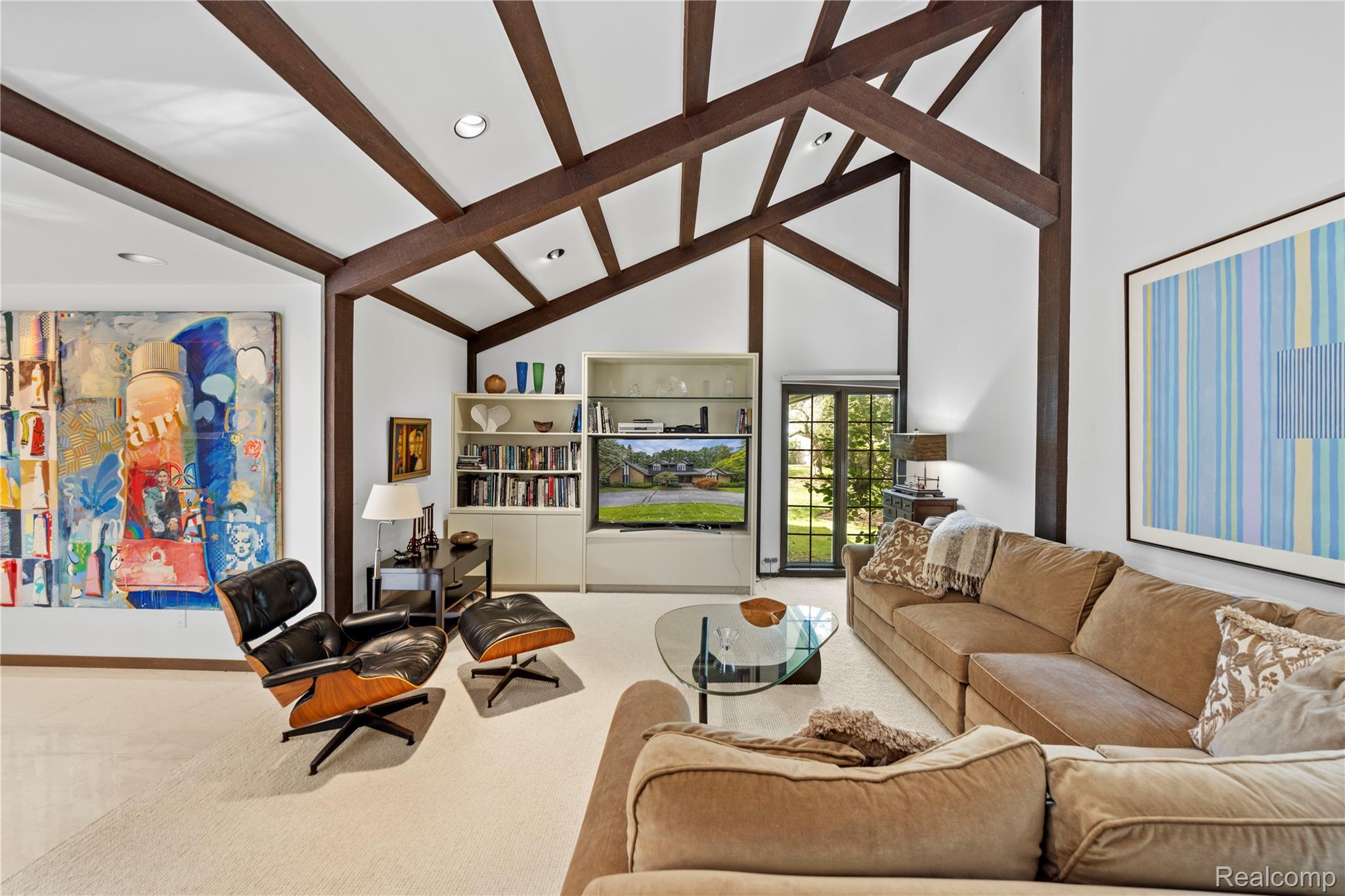 1287 Charrington Road