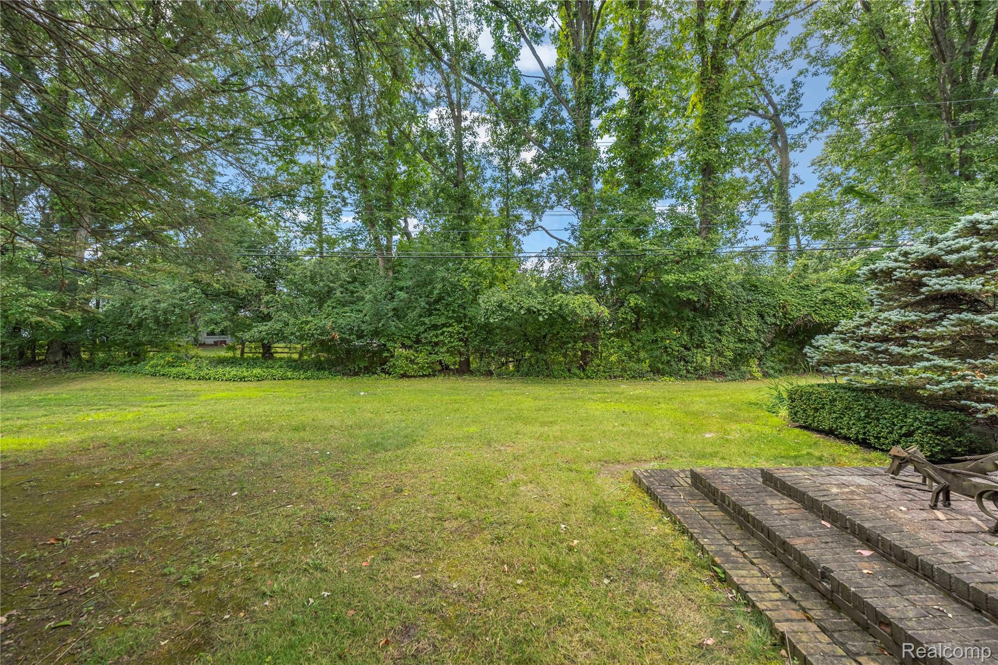 1287 Charrington Road