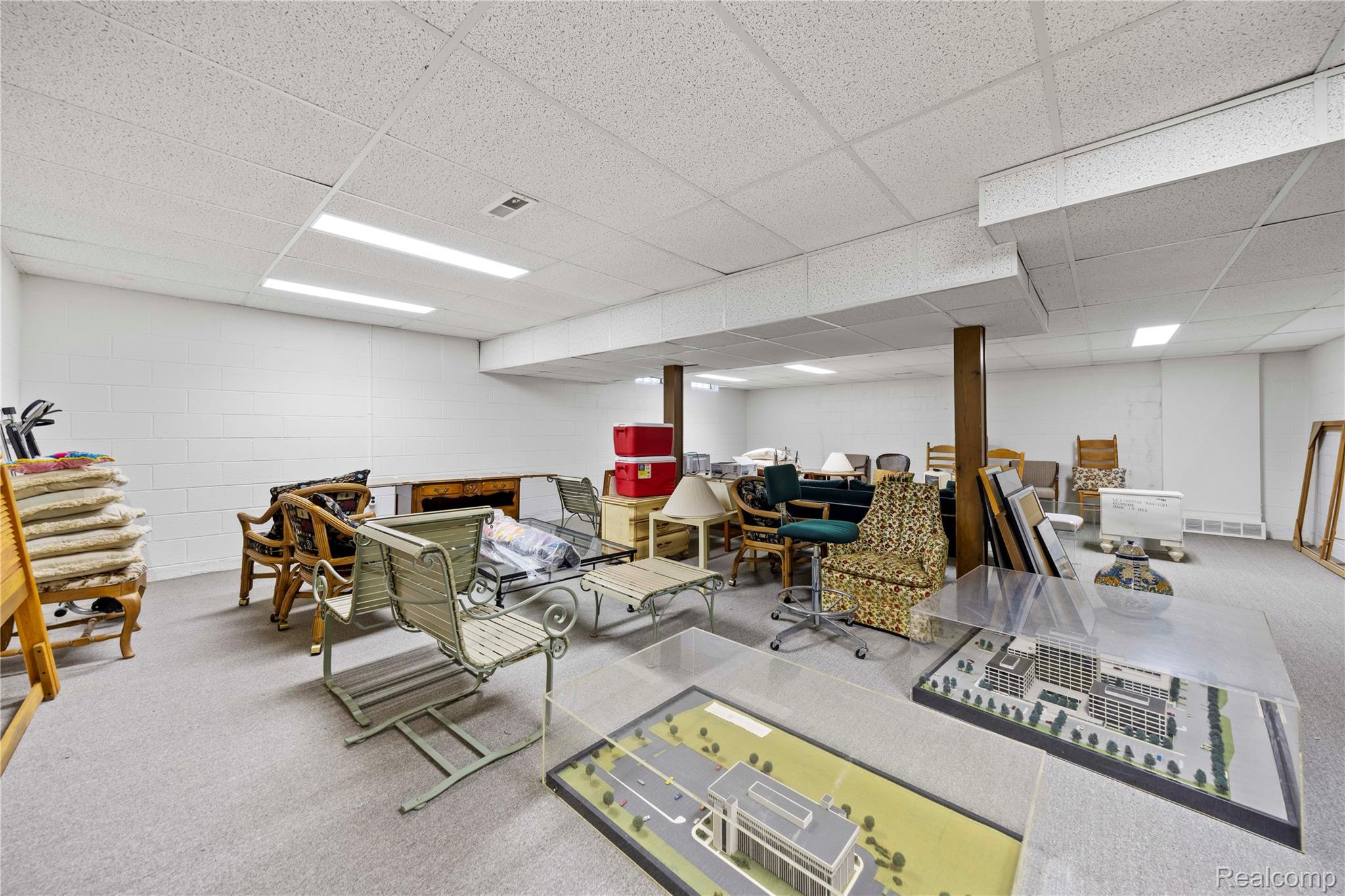 1287 Charrington Road