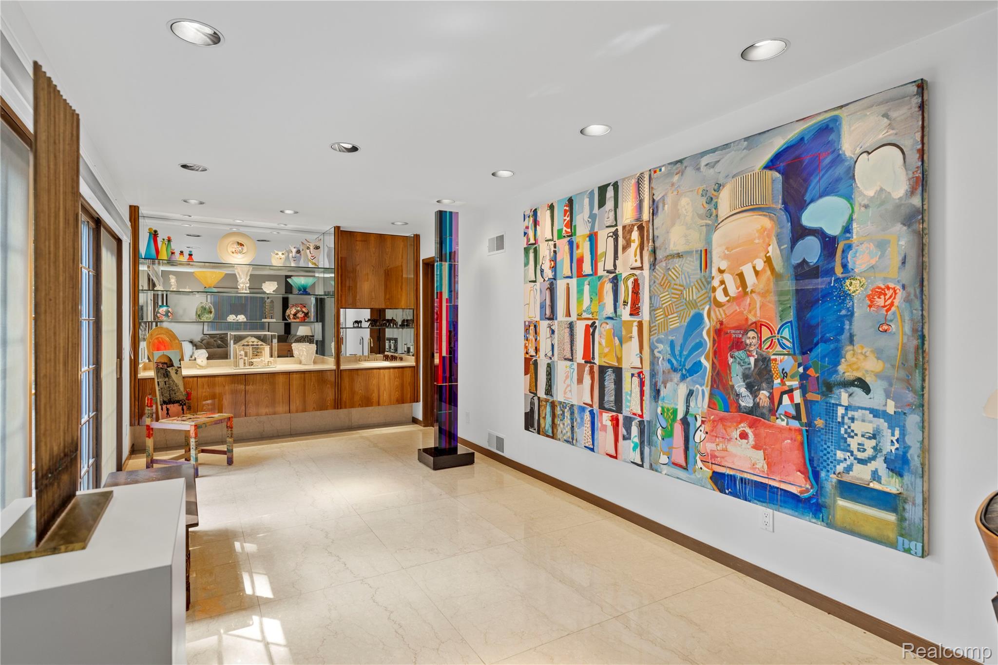 1287 Charrington Road