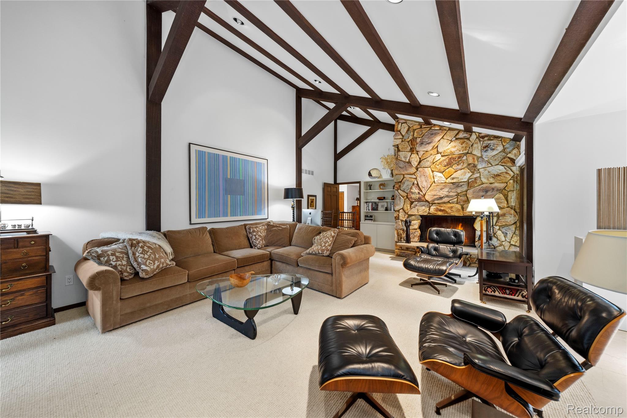 1287 Charrington Road