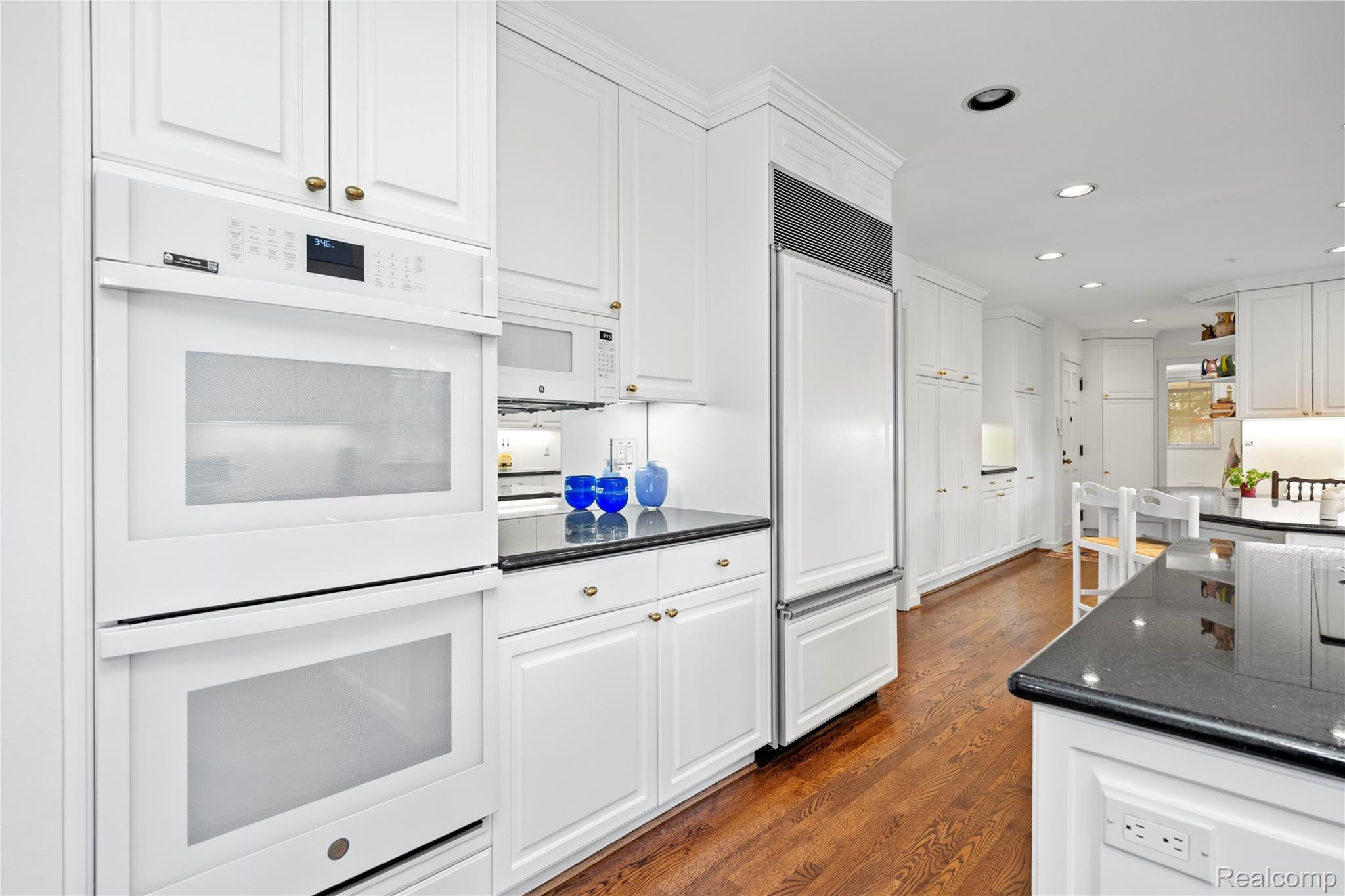 1287 Charrington Road