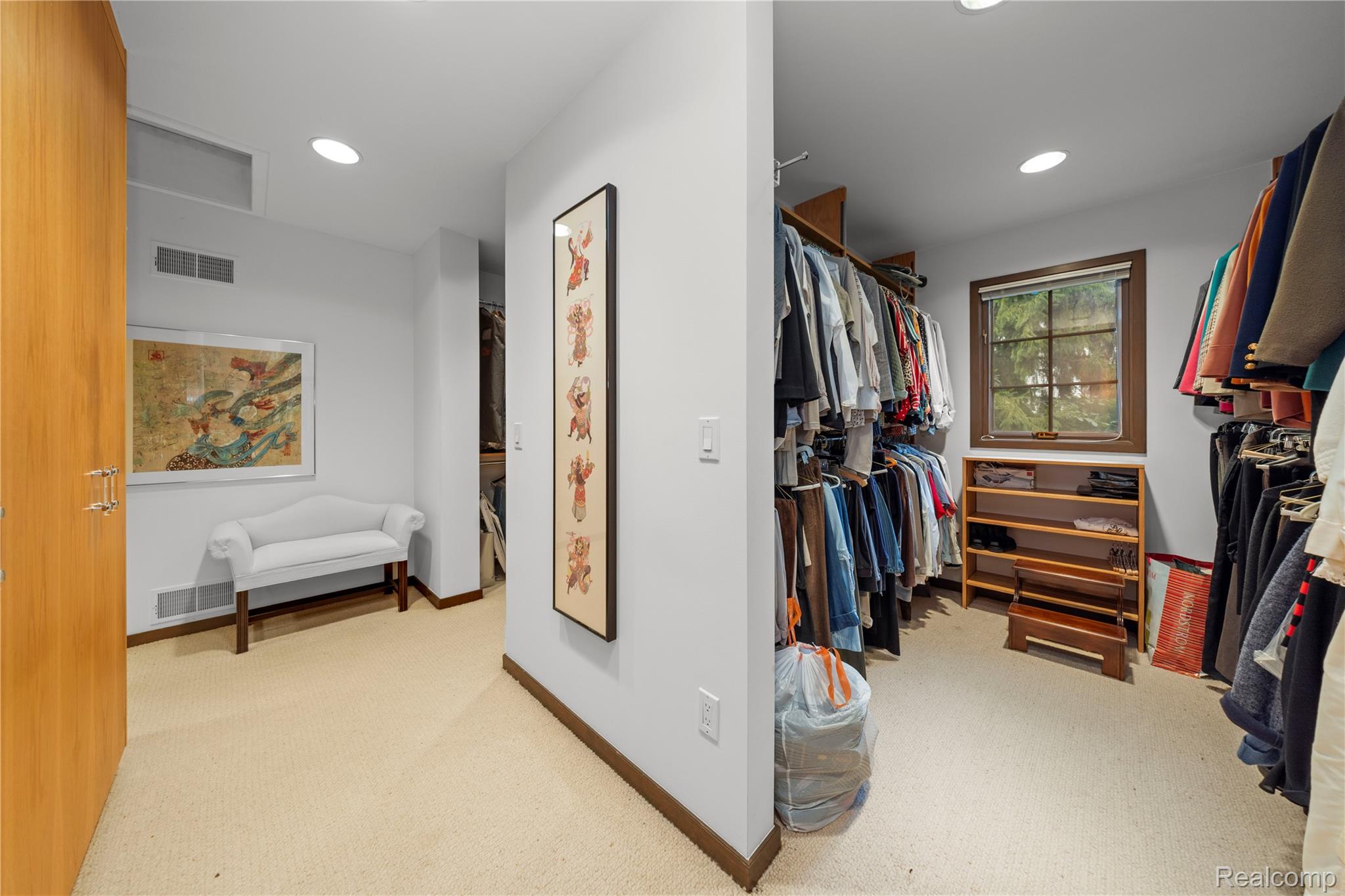 1287 Charrington Road