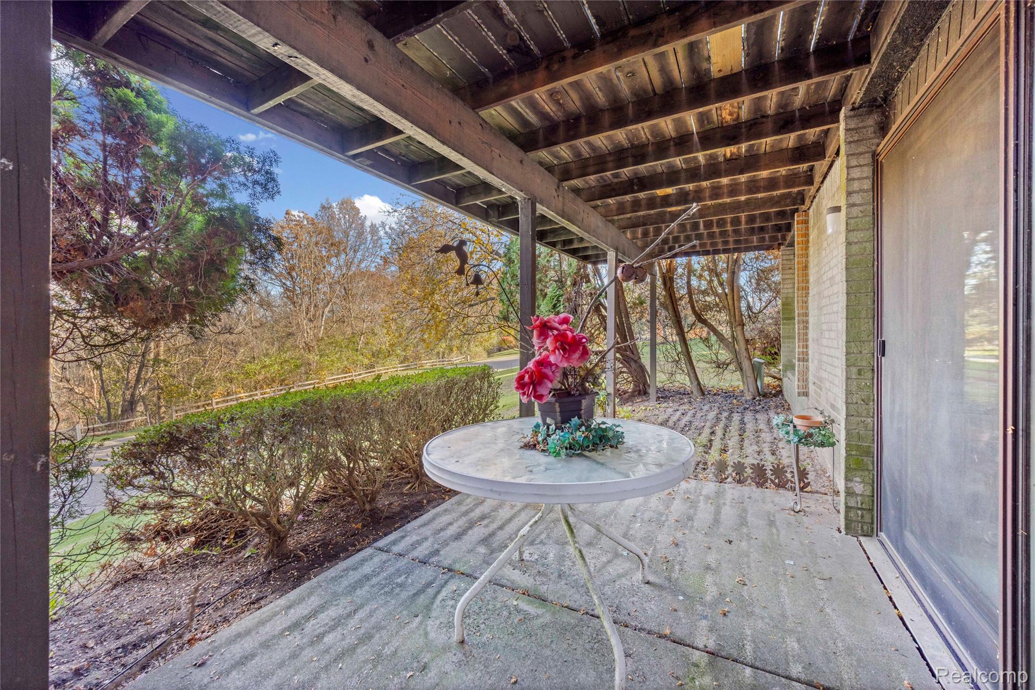 4261 Wabeek Lake Drive S