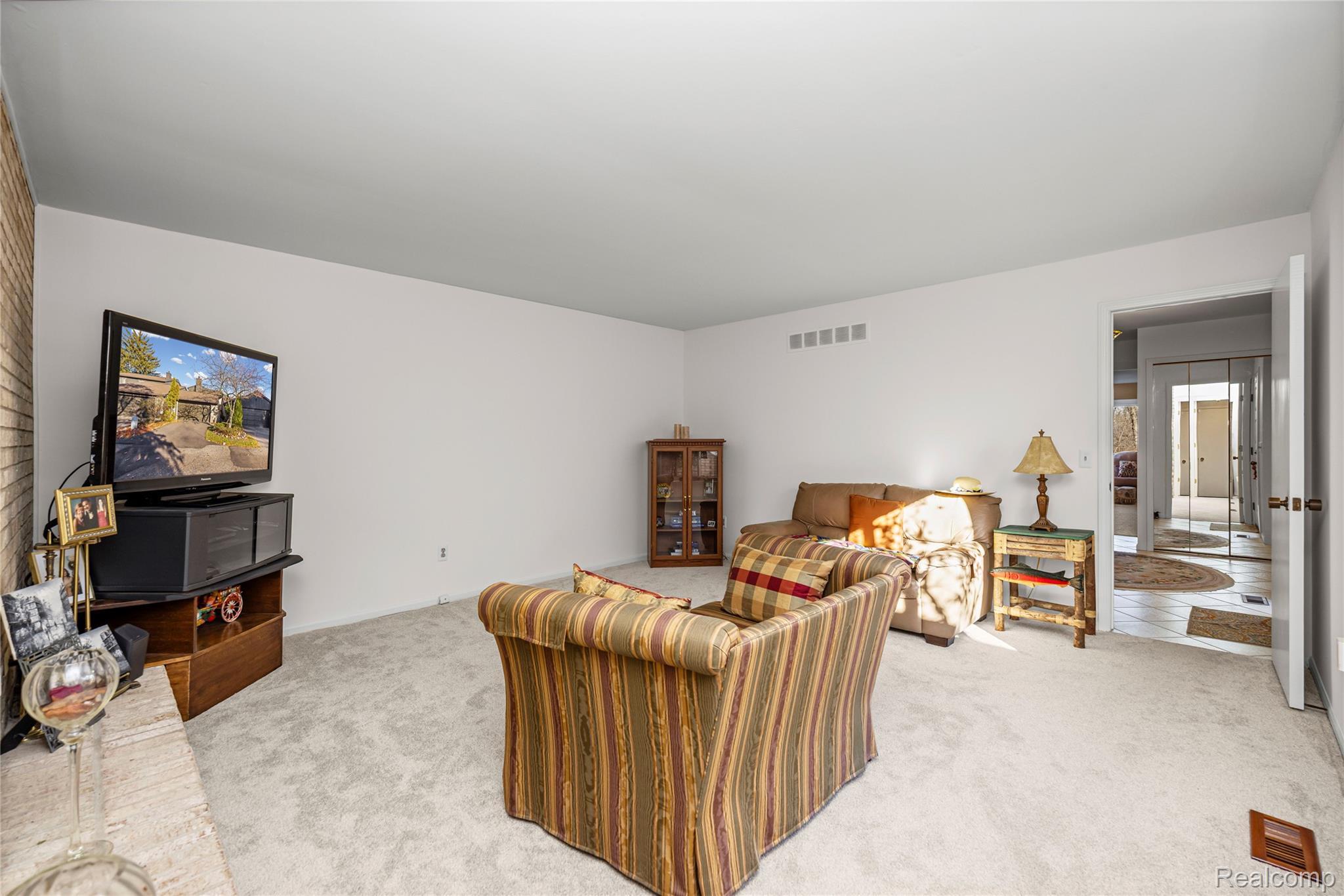 4261 Wabeek Lake Drive S