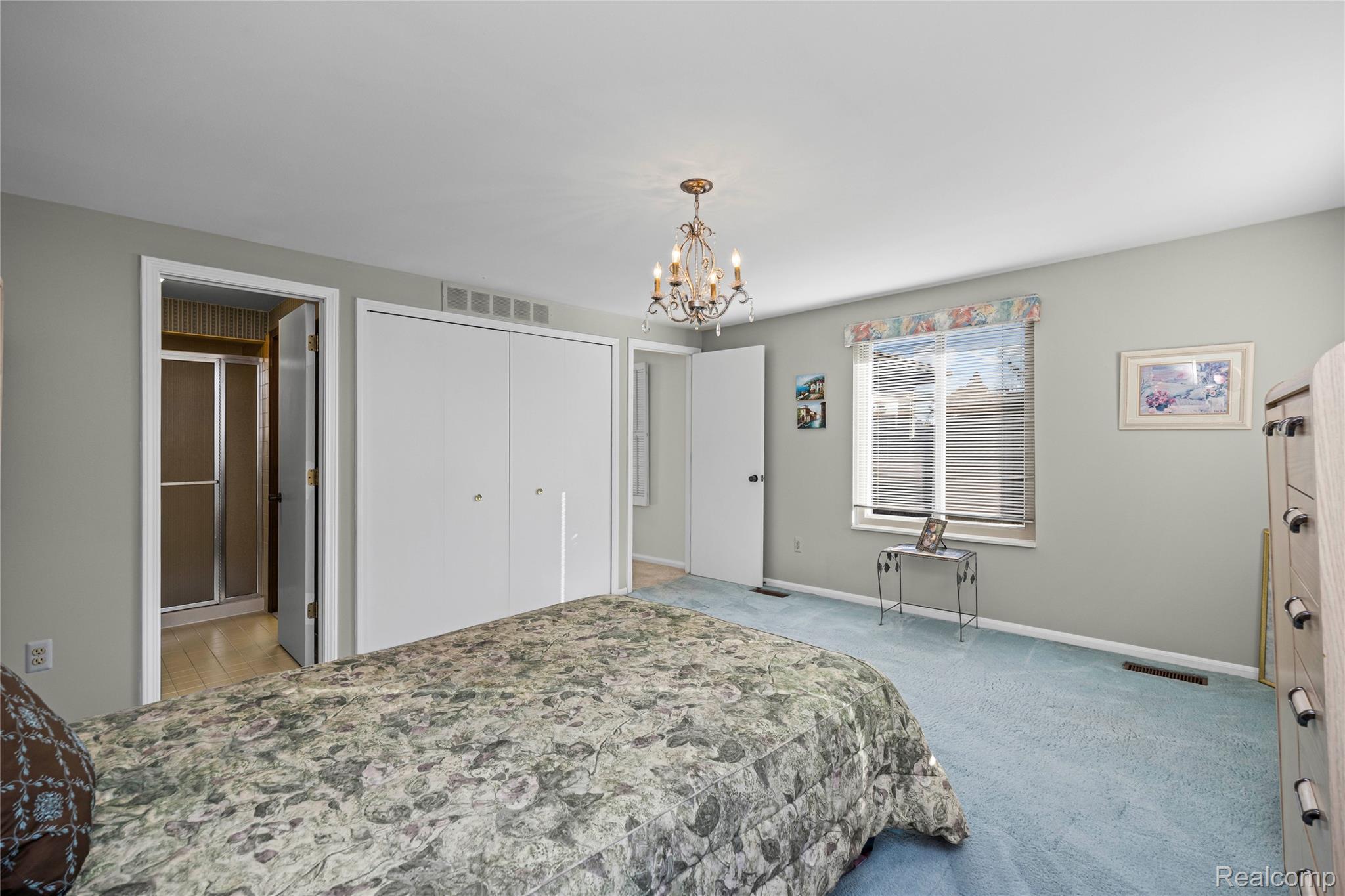 4261 Wabeek Lake Drive S