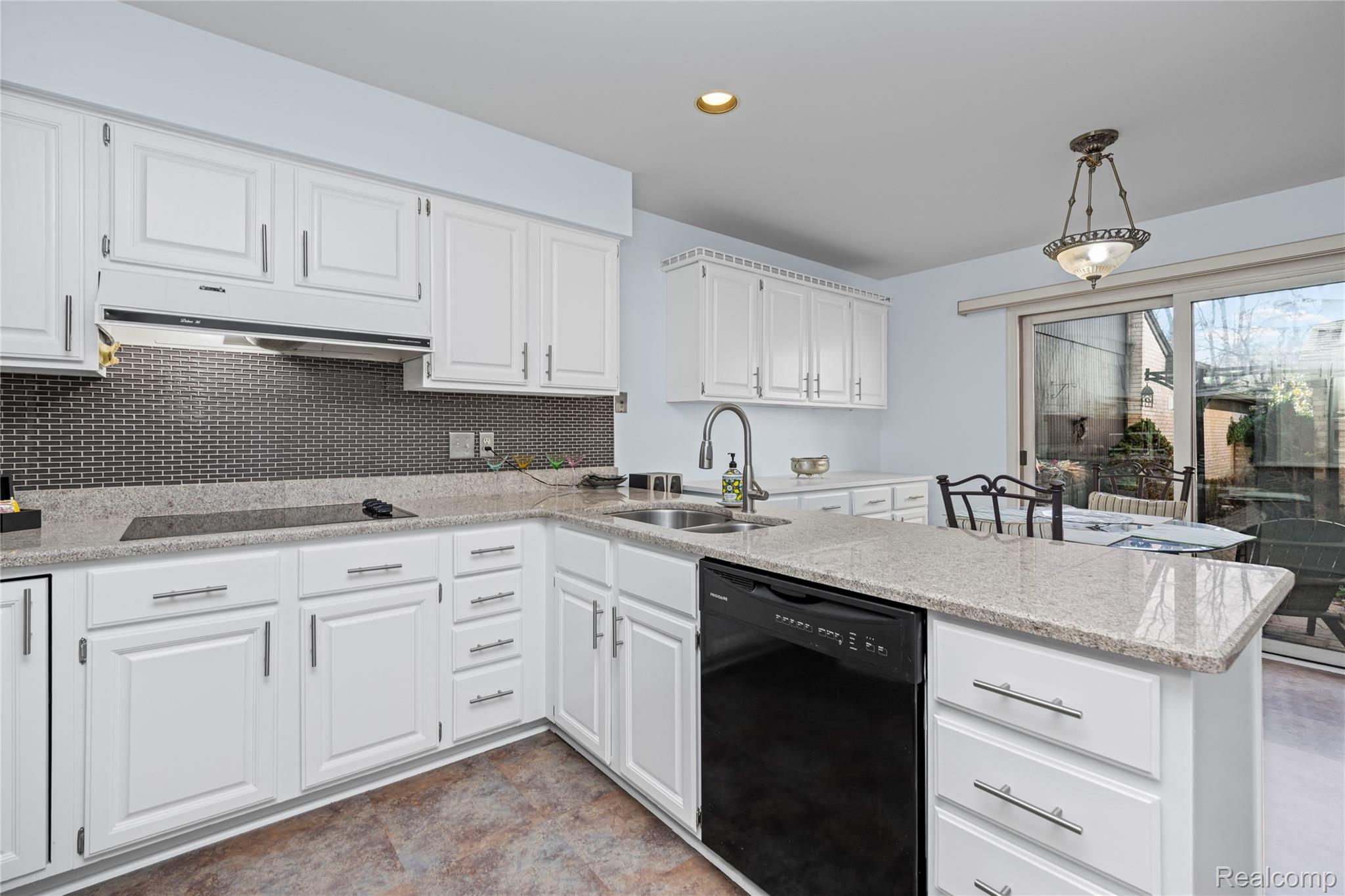 4261 Wabeek Lake Drive S