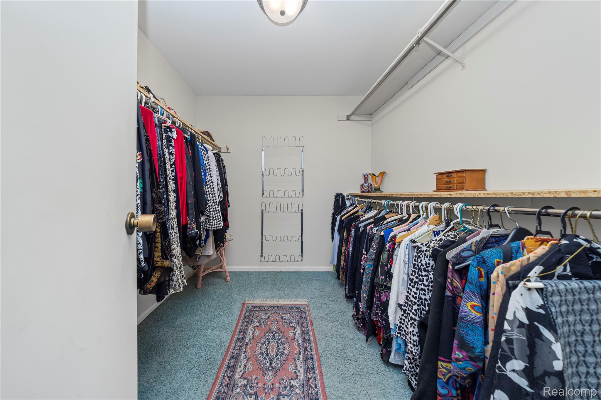 4261 Wabeek Lake Drive S