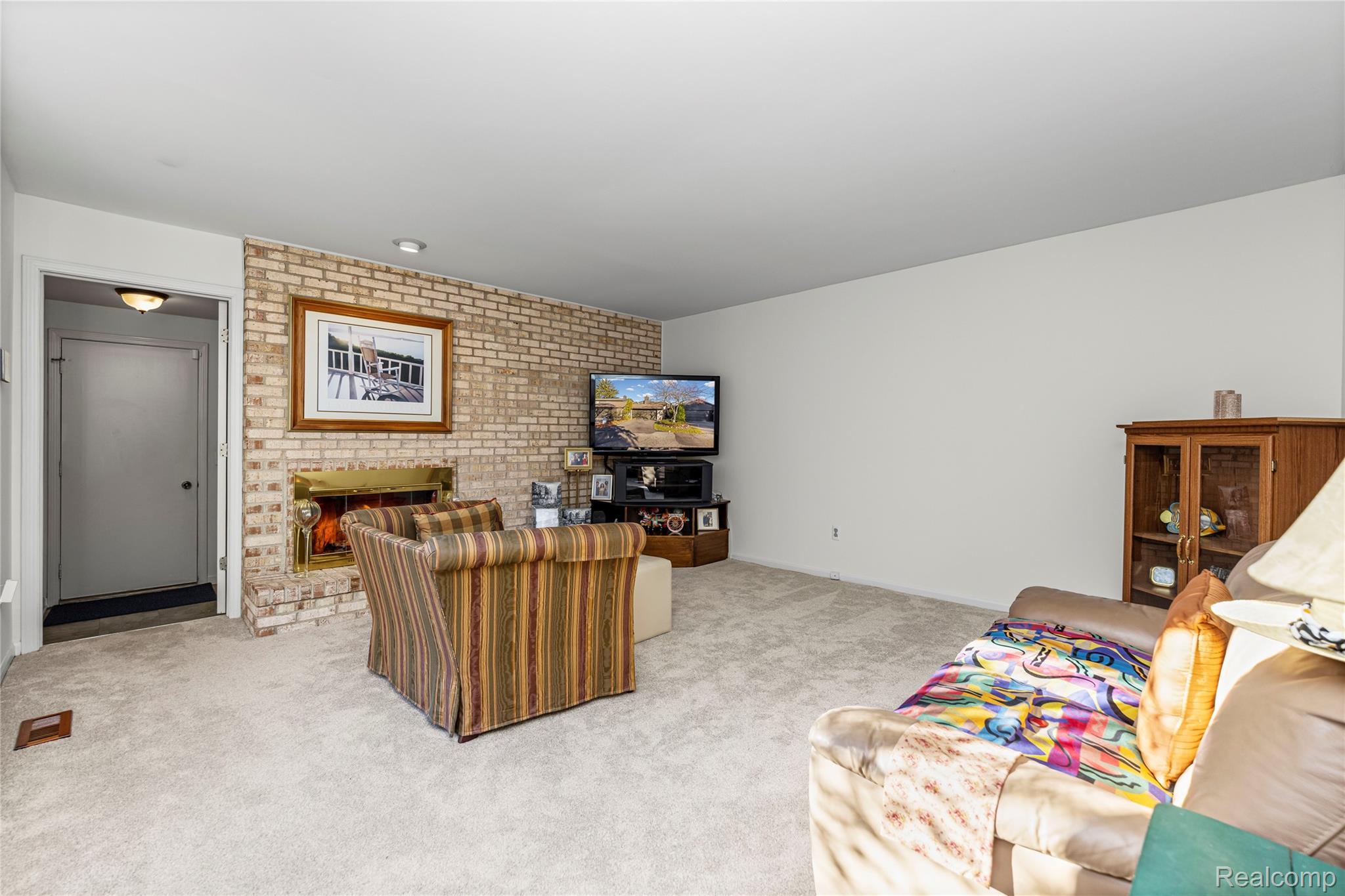 4261 Wabeek Lake Drive S