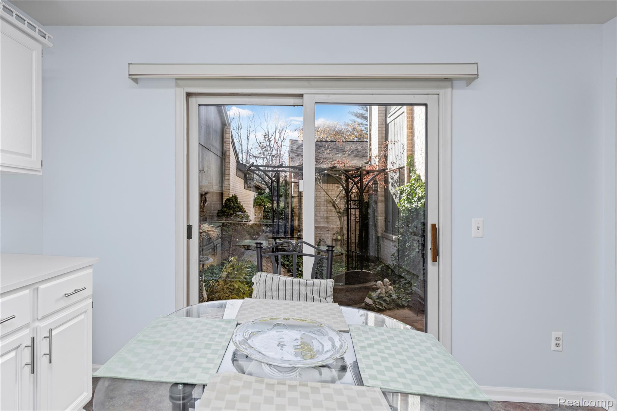 4261 Wabeek Lake Drive S