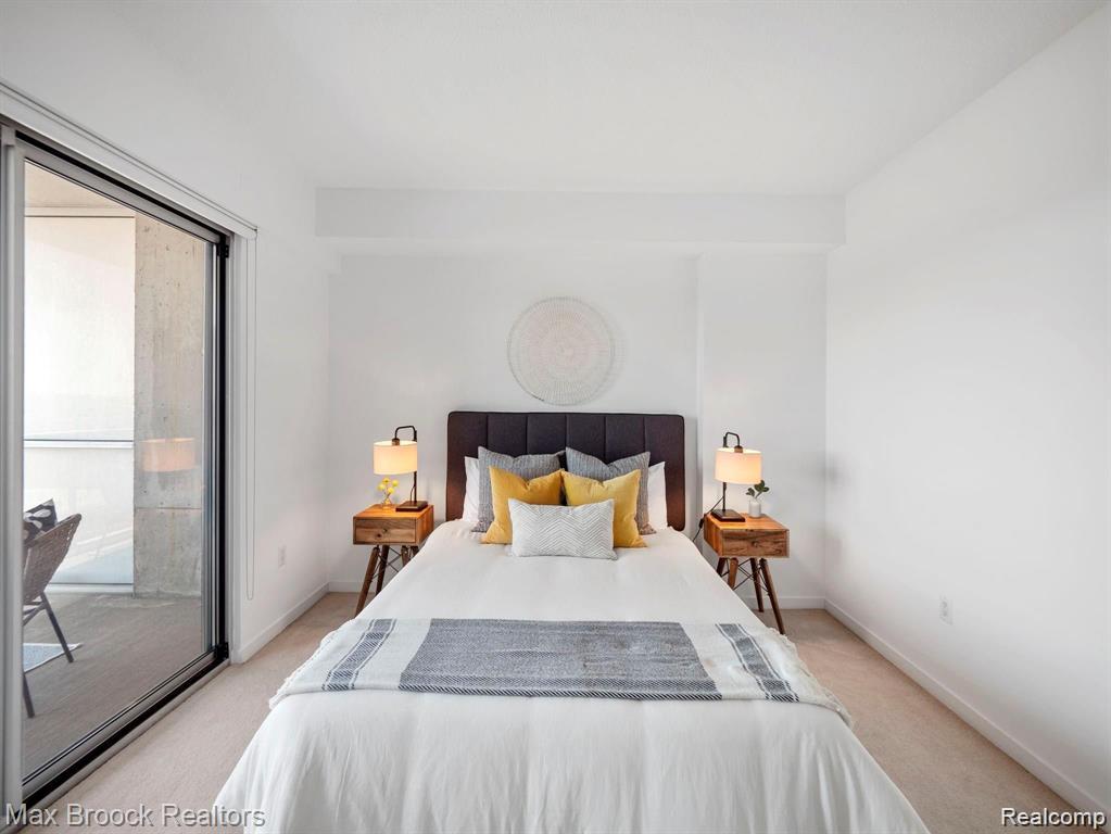 432 S Washington Avenue 905