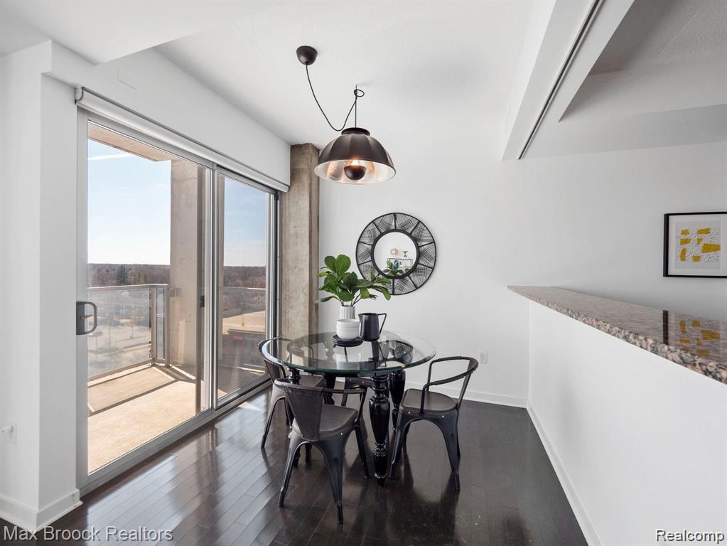 432 S Washington Avenue 905