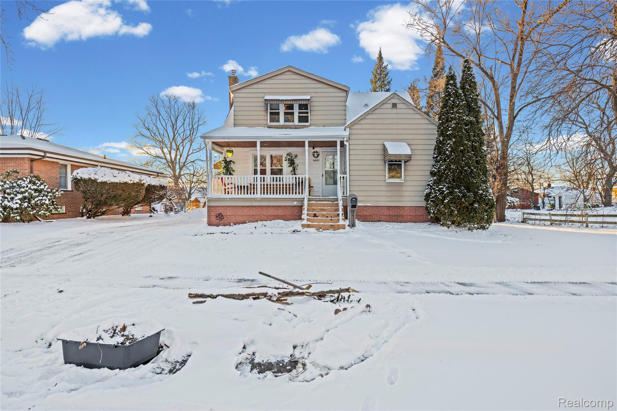 21857 Le Fever Avenue