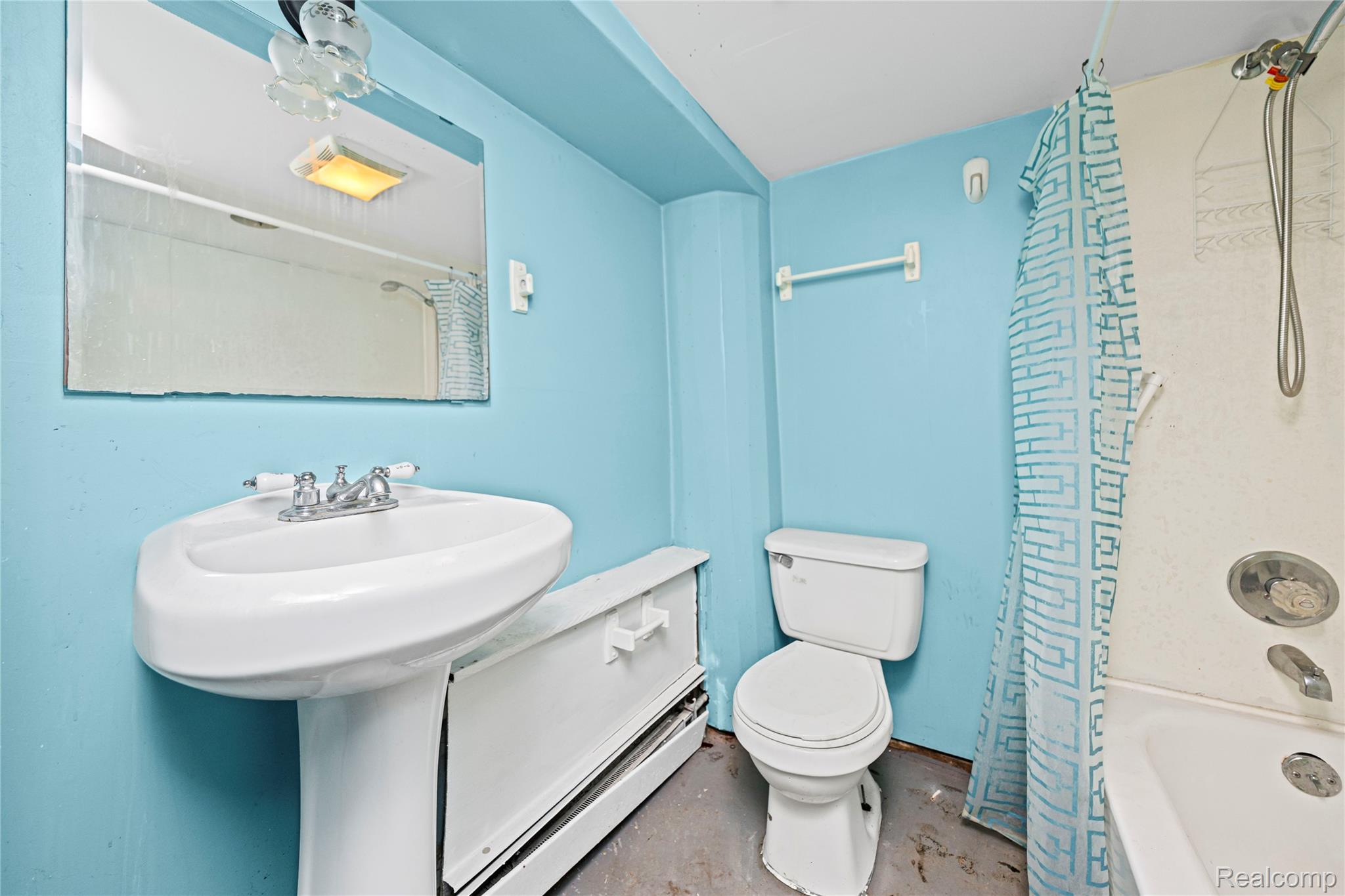 21857 Le Fever Avenue