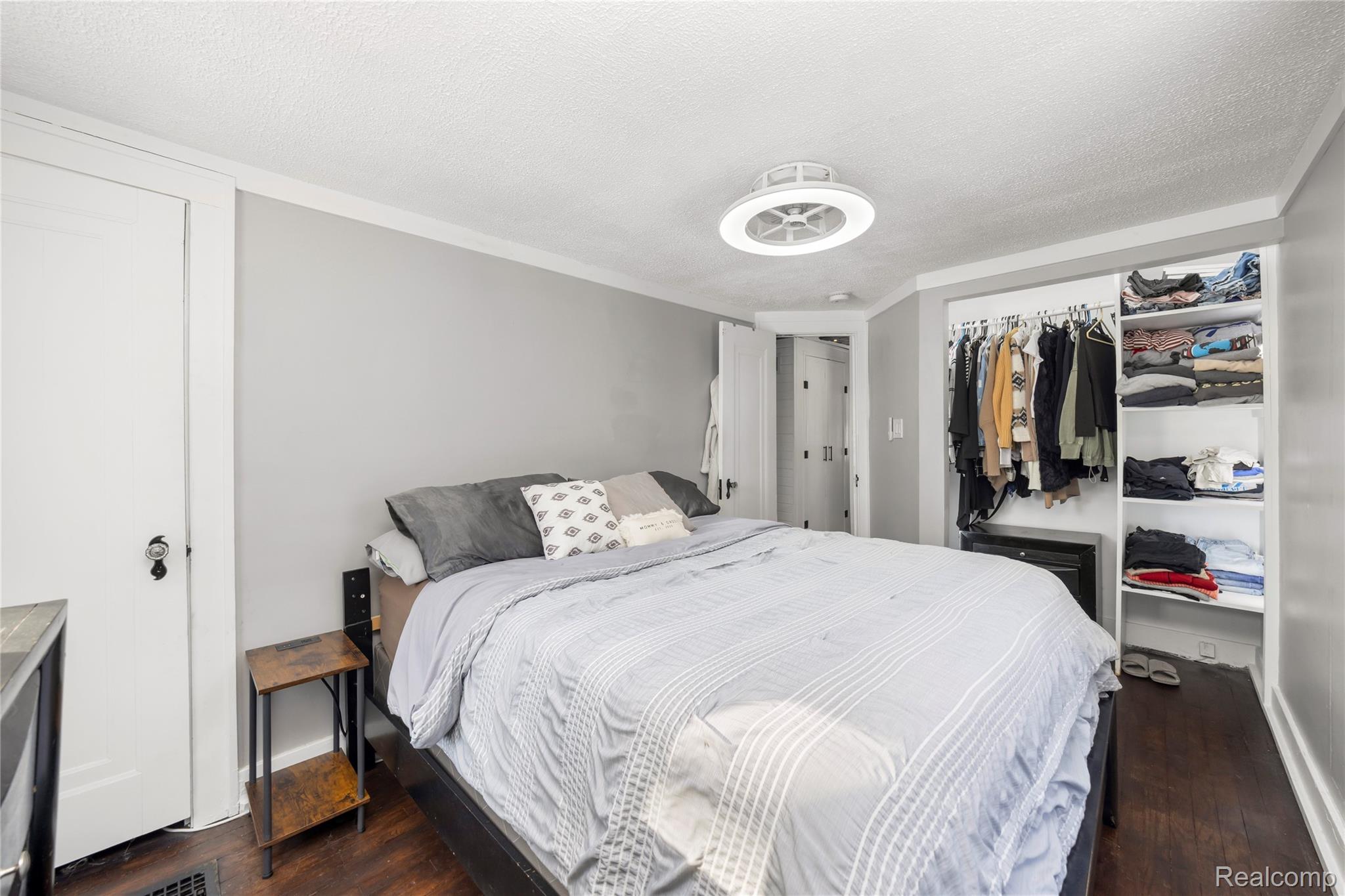 4200 Lanco Court