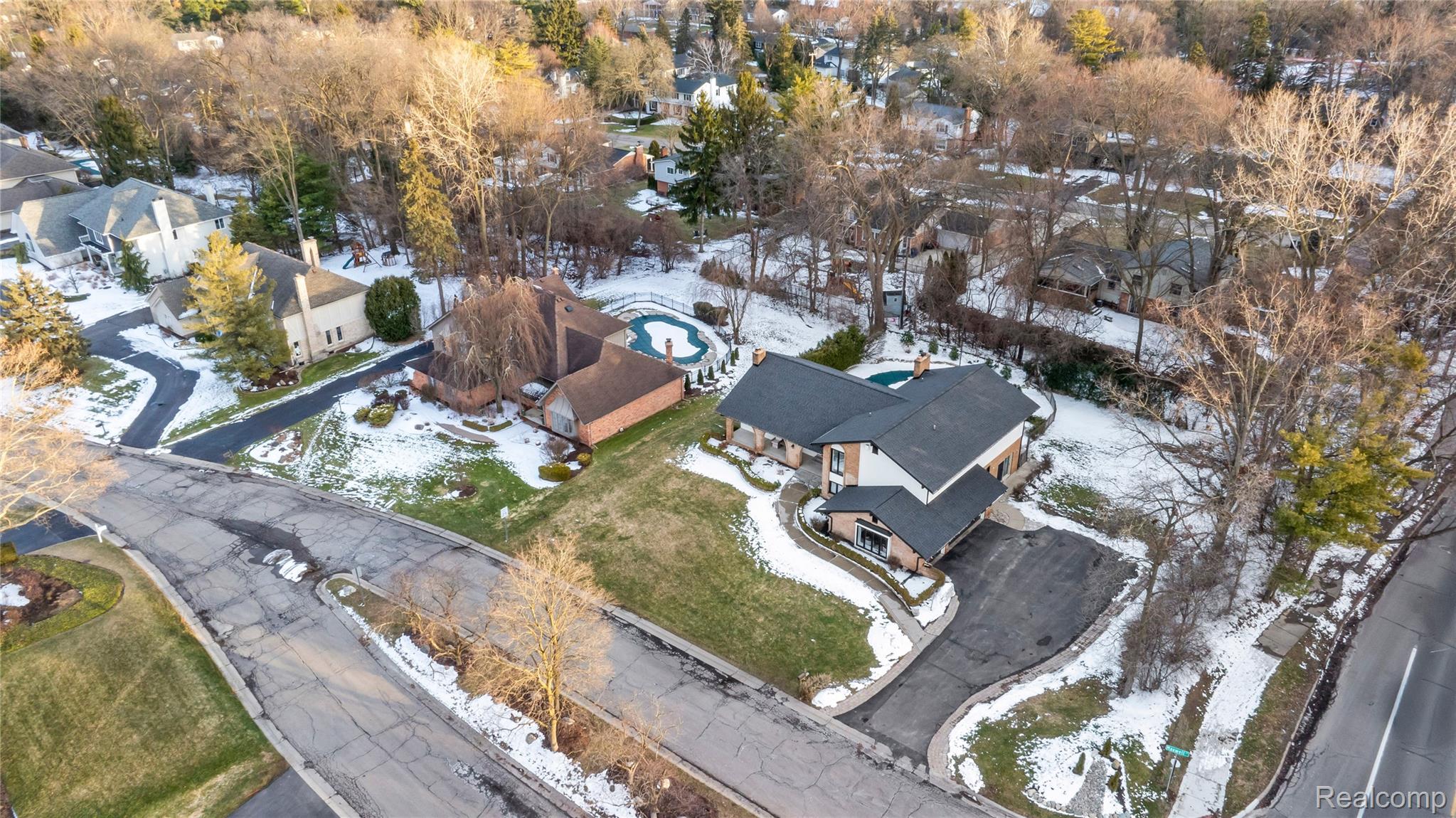 3681 Maxwell Court