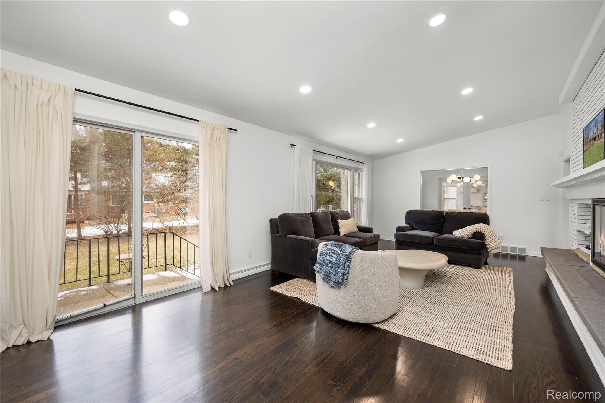 2530 Worcester Road