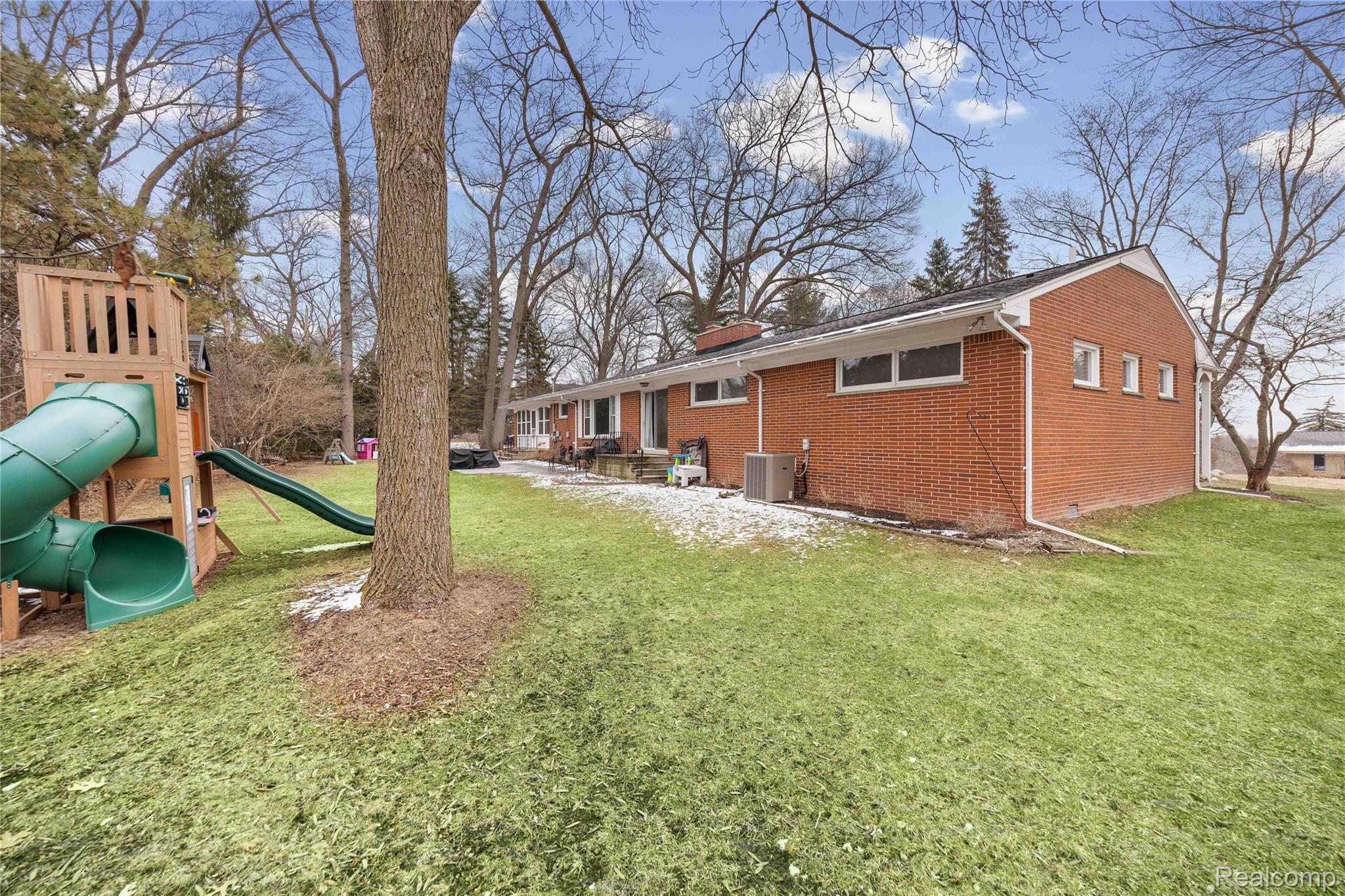 2530 Worcester Road