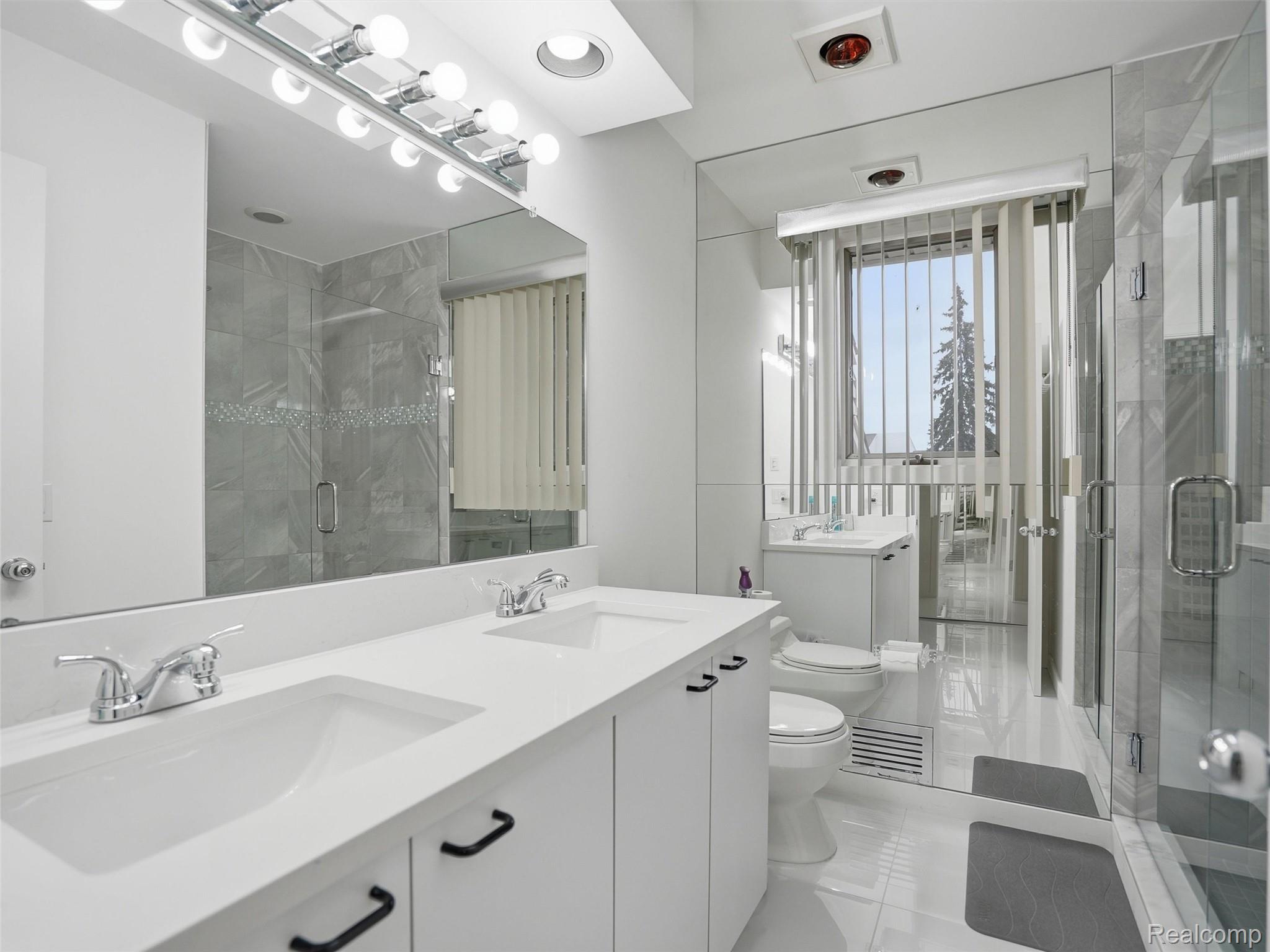 3827 Manchester Court