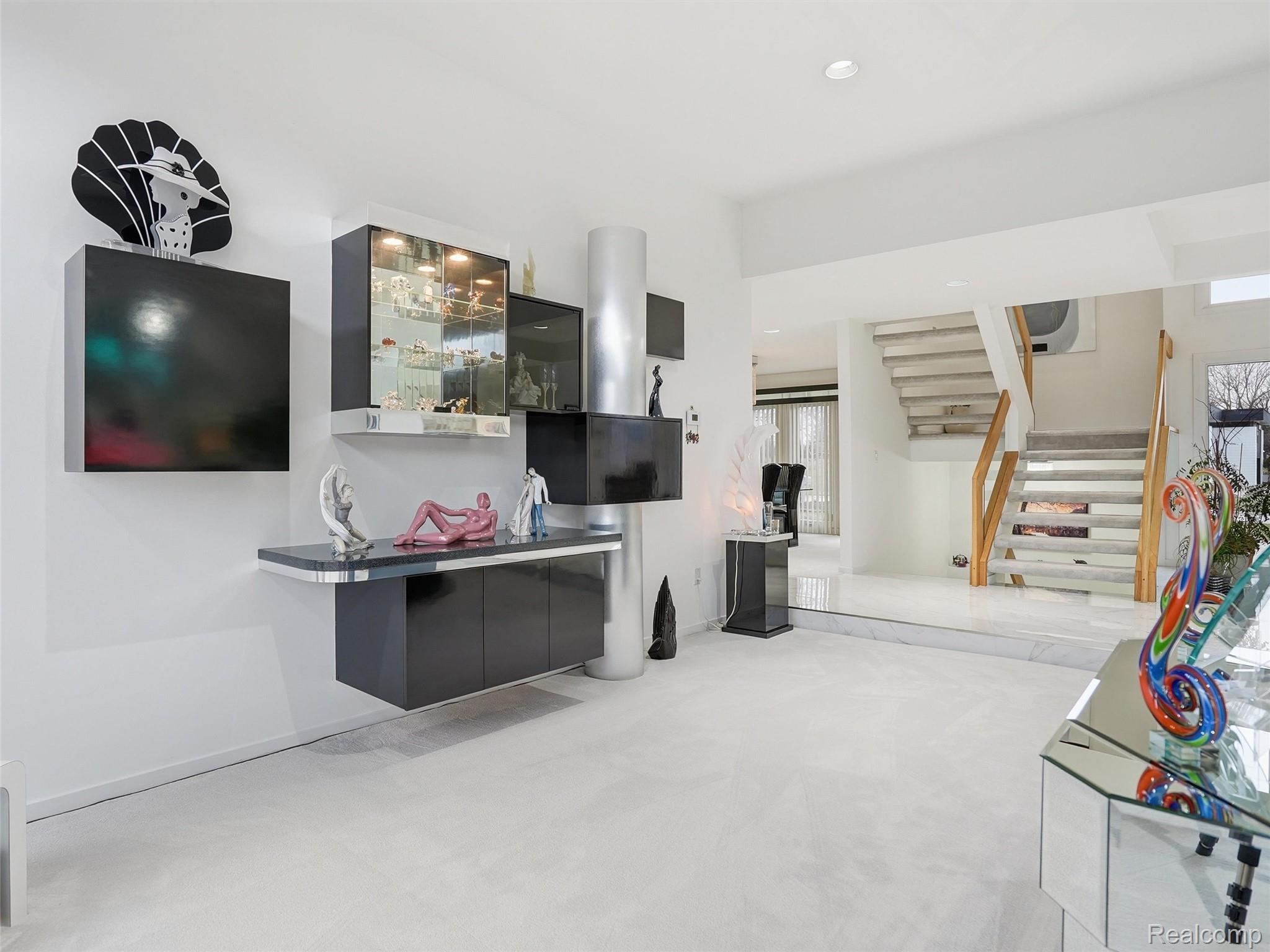 3827 Manchester Court