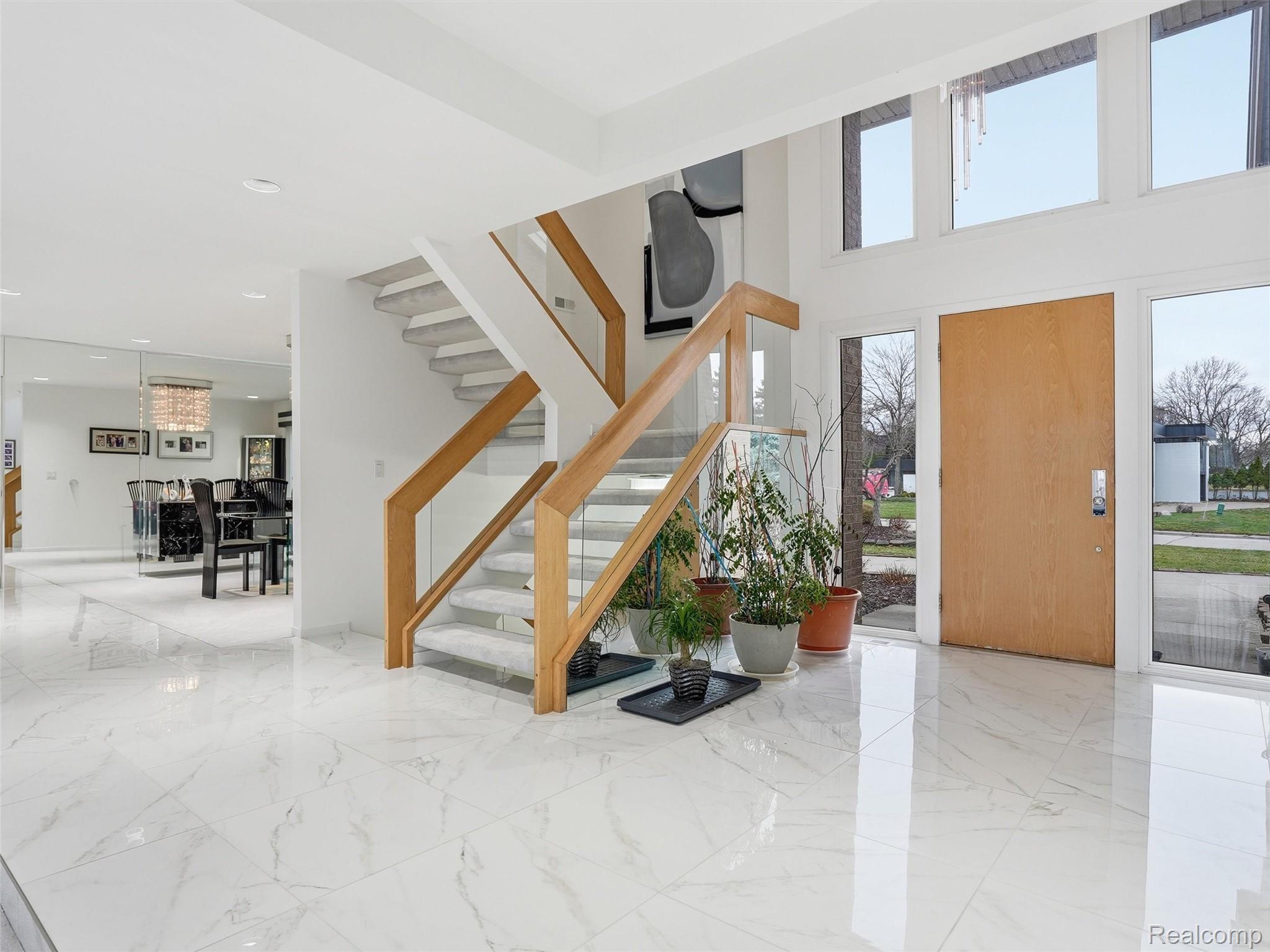 3827 Manchester Court